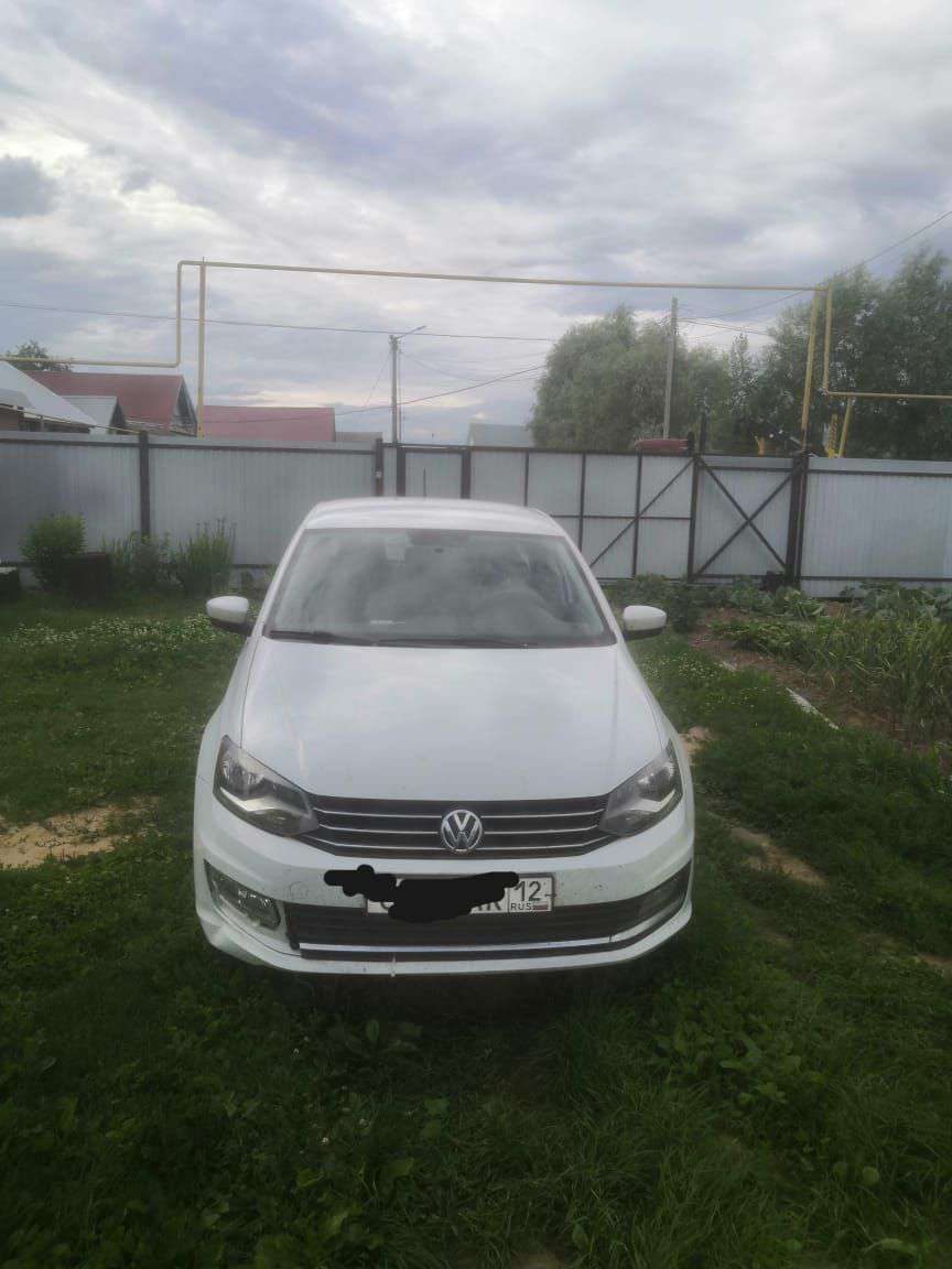 Автомобиль марки VOLKSWAGEN модель Polo 2016 г.в. VIN-номер XW8ZZZ61ZHG028153.