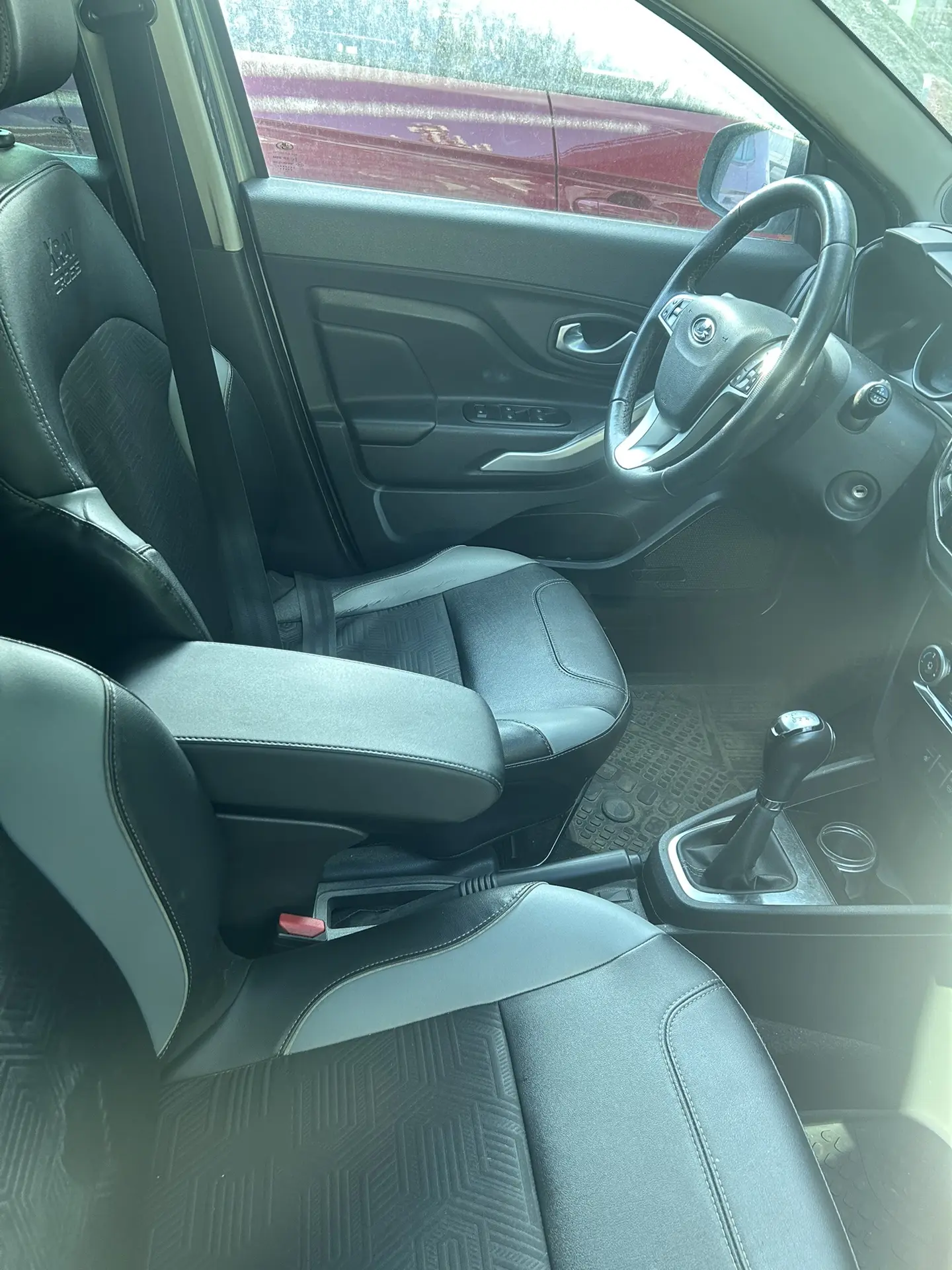 Автомобиль марки LADA модель XRAY 2020 г.в. VIN-номер XTAGAB440L1312219