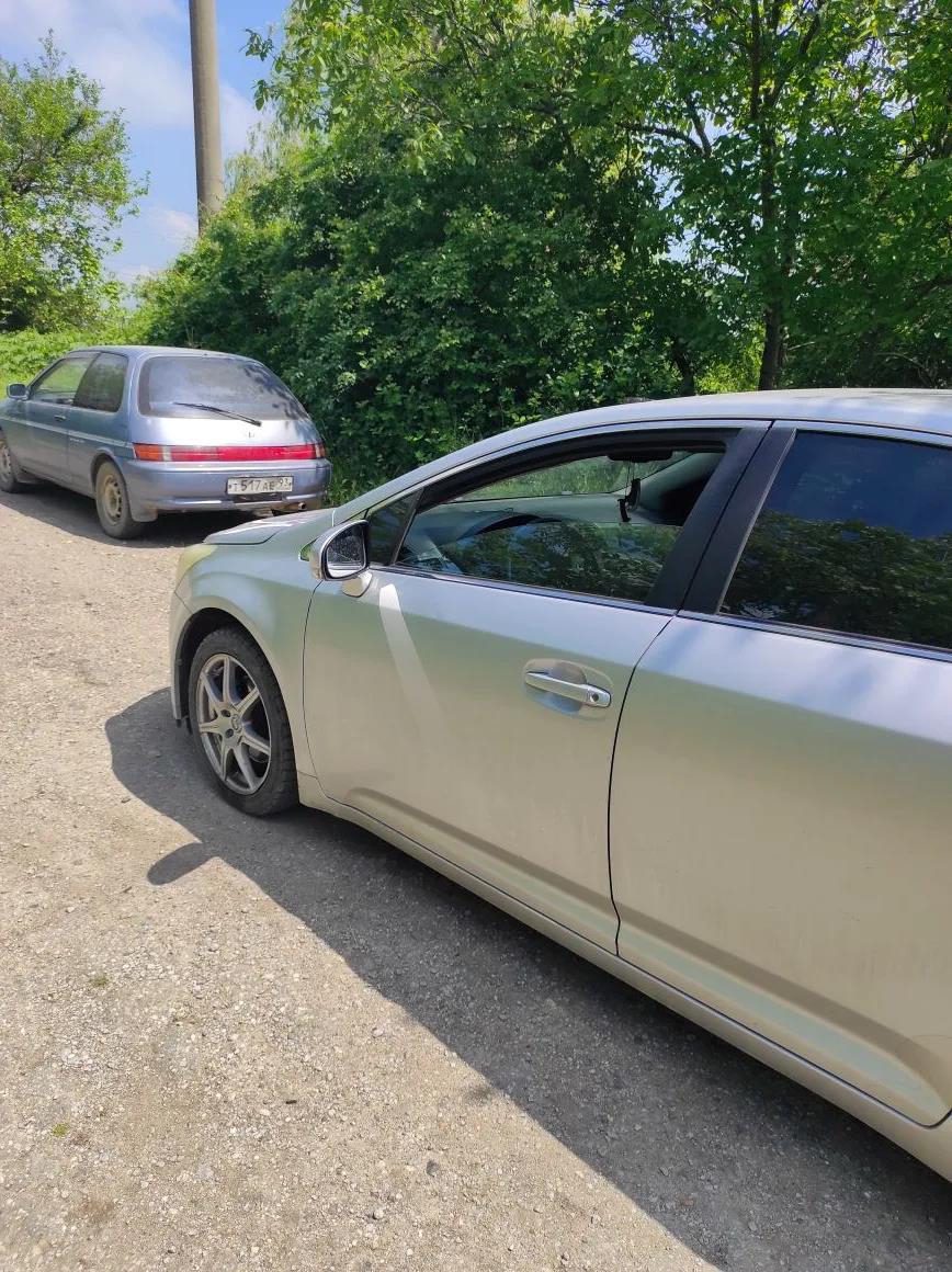 Автомобиль марки TOYOTA модель Avensis 2009 г.в. VIN-номер SB1BG76L30E012472