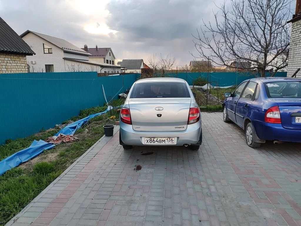 Автомобиль марки LADA модель Granta 2012 г.в. VIN-номер XTA219000C0088236