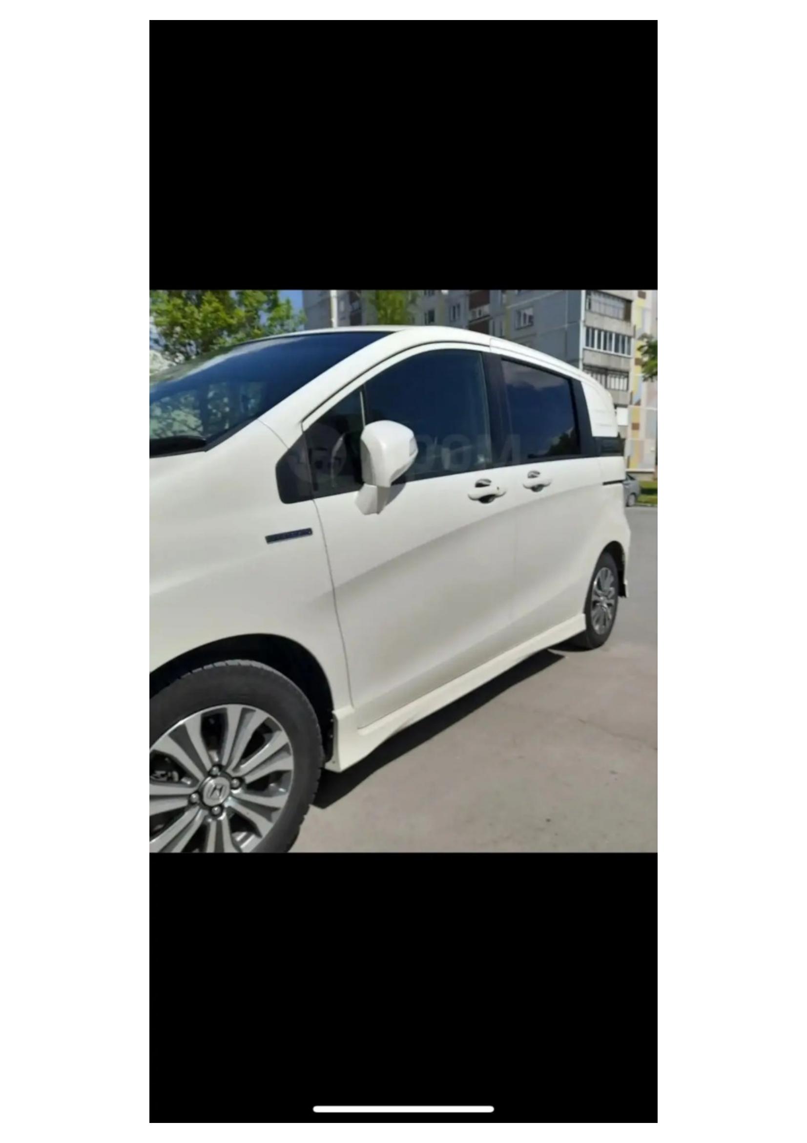 Автомобиль марки HONDA модель FREED SPIKE HYBRID 2012 г.в. VIN-номер GP3-1055371