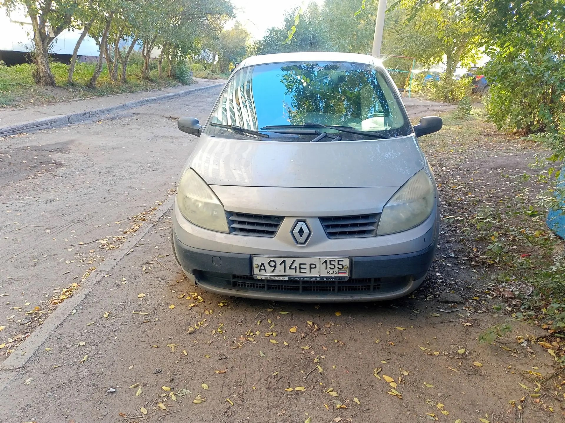Автомобиль марки RENAULT модель Scenic 2005 г.в. VIN-номер VF1JM1B0H34288007