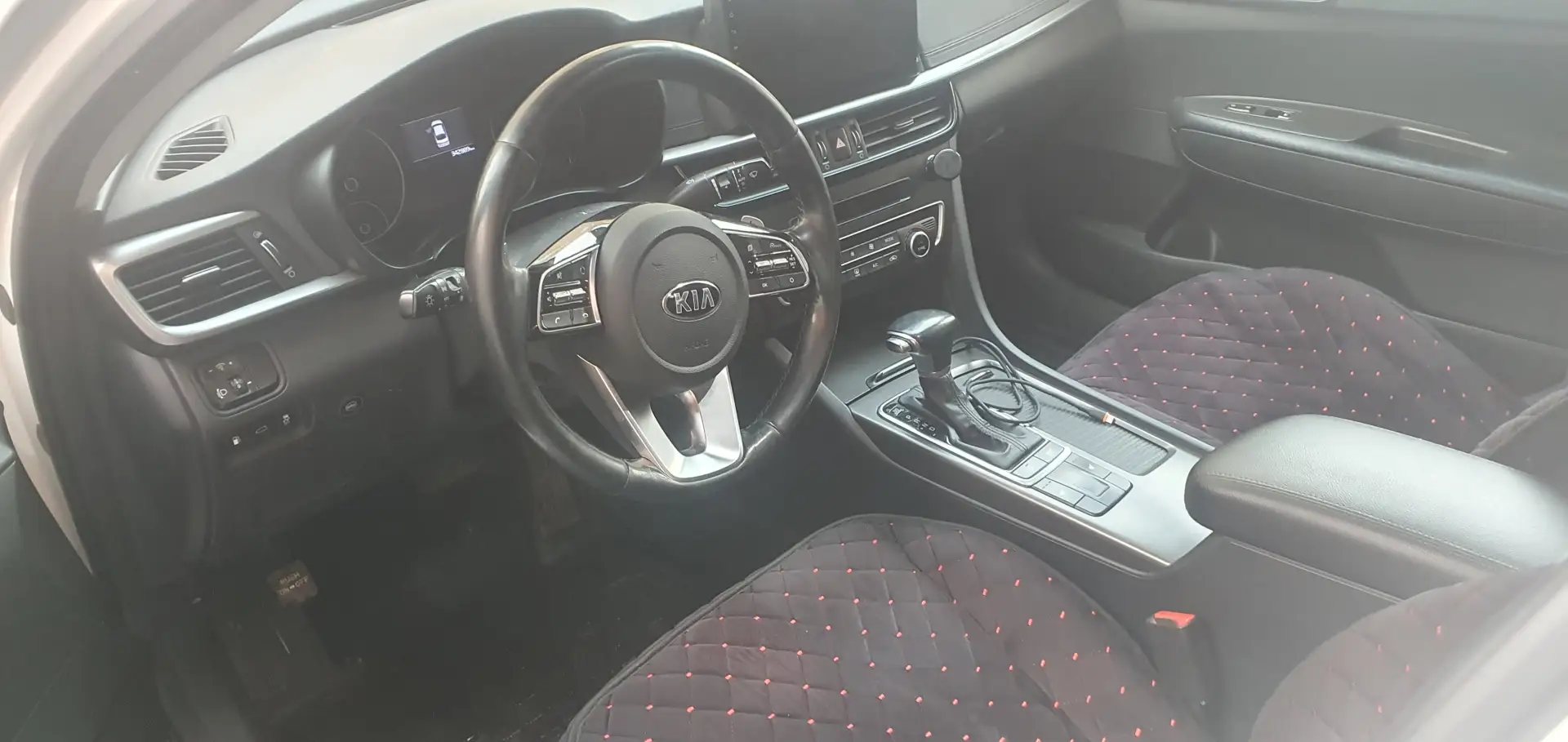 Автомобиль марки KIA модель OPTIMA 2019 г.в. VIN: XWEGT411BL0015477