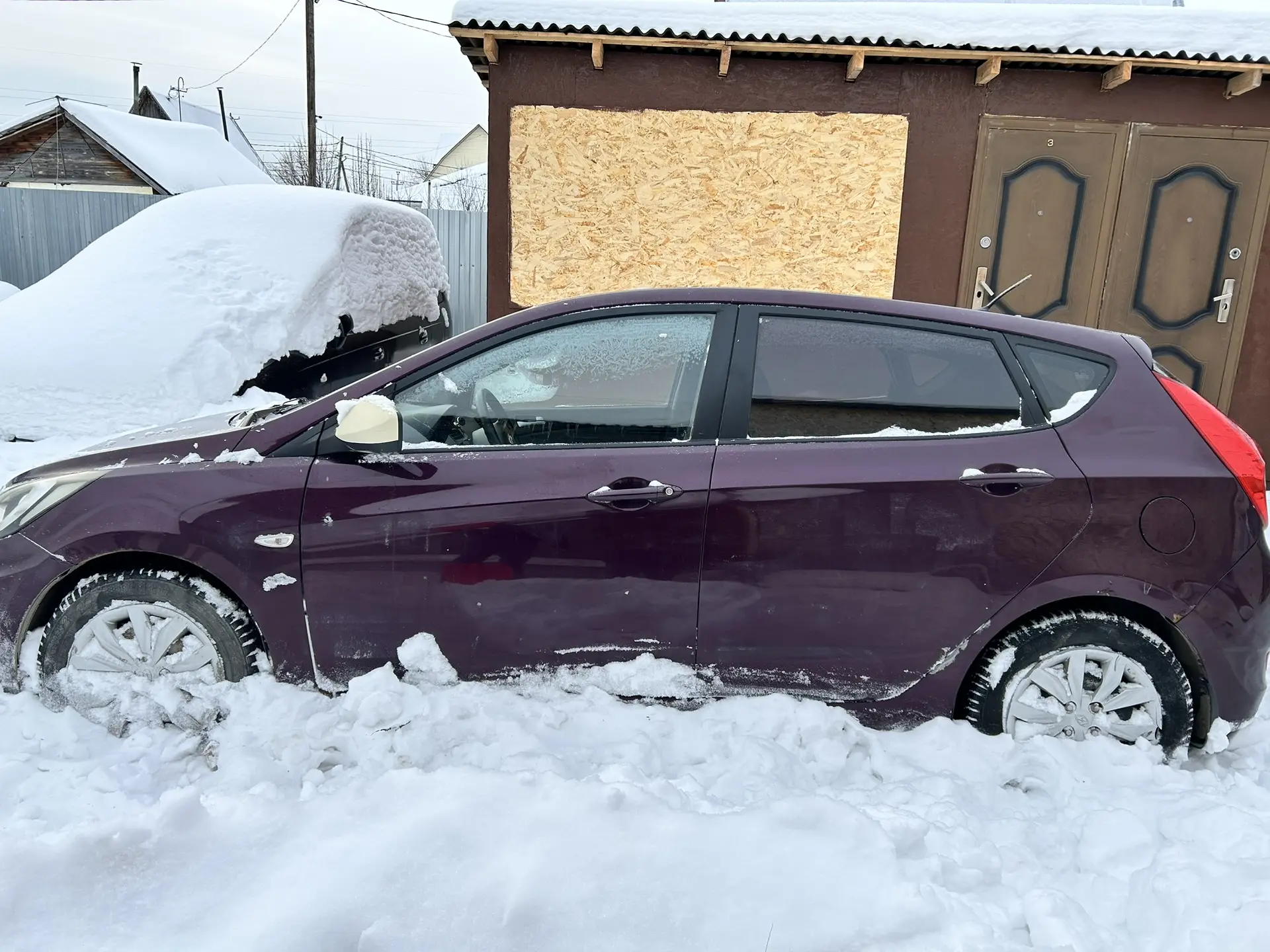 Легковой автомобиль марки: HYUNDAI, модель: Solaris, год выпуска: 2013 г., идентификационный номер (VIN): Z94CT51CBCR065883