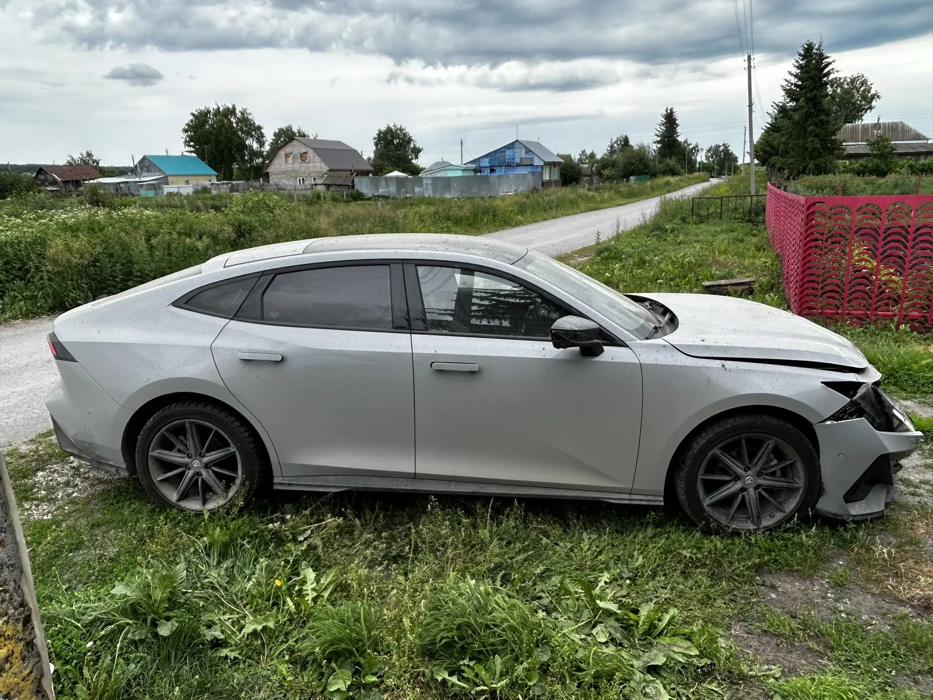 Автомобиль марки HANGAN модель UNI-V 2024 г.в. VIN-номер LS5A2DKE9RA249867