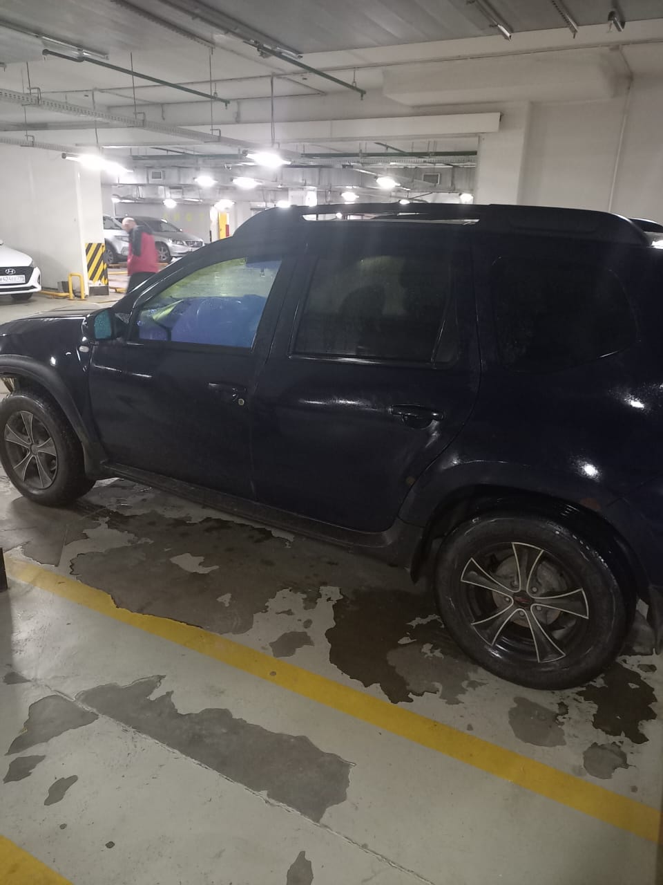 Автомобиль марки RENAULT модель Duster 2014 г.в. VIN-номер X7LHSRDJN50305837. Имущество по лоту №1 находится в залоге у ПАО Совкомбанк.