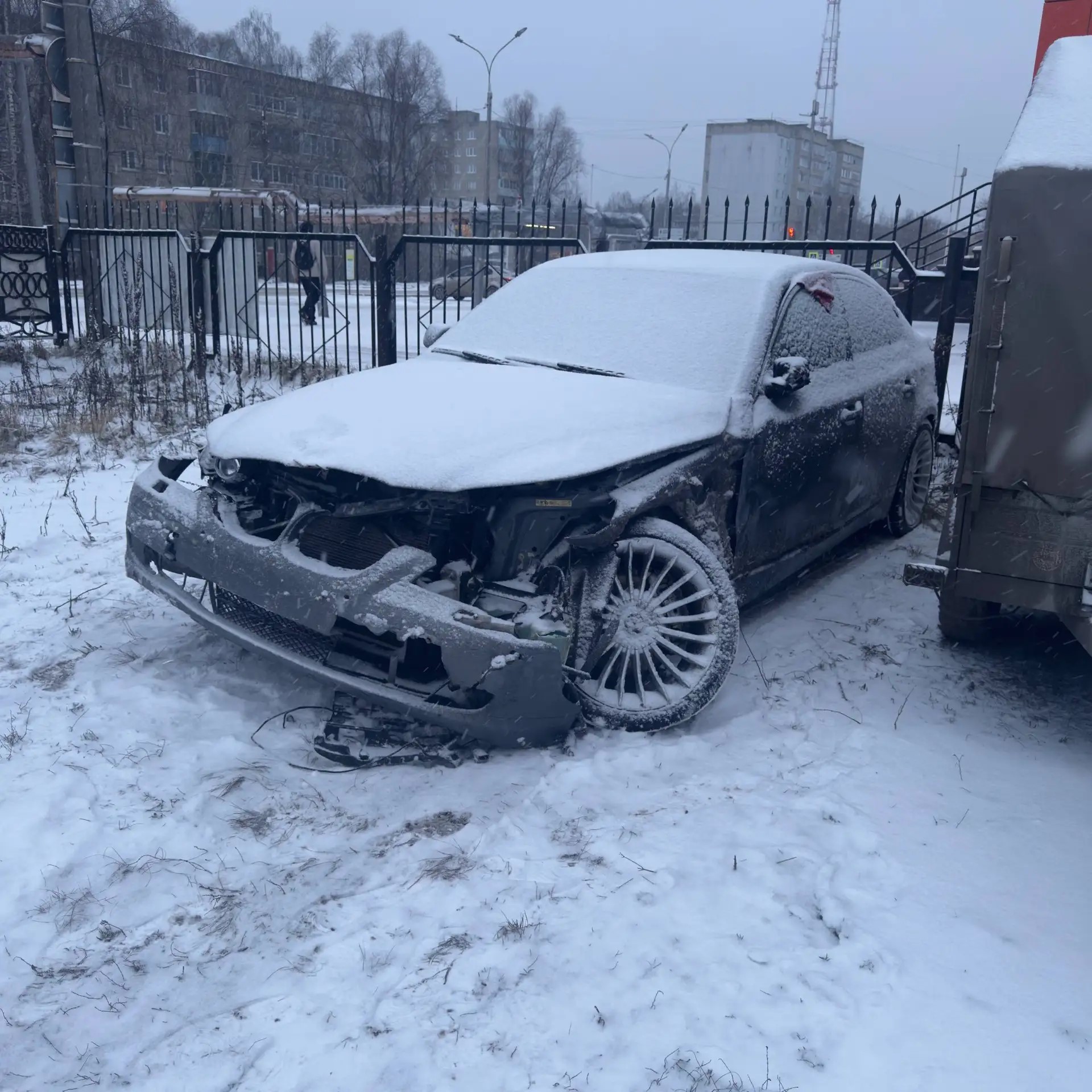 Автомобиль марки BMW модель 530XI 2008 г.в. VIN-номер X4XNV58468CY91520