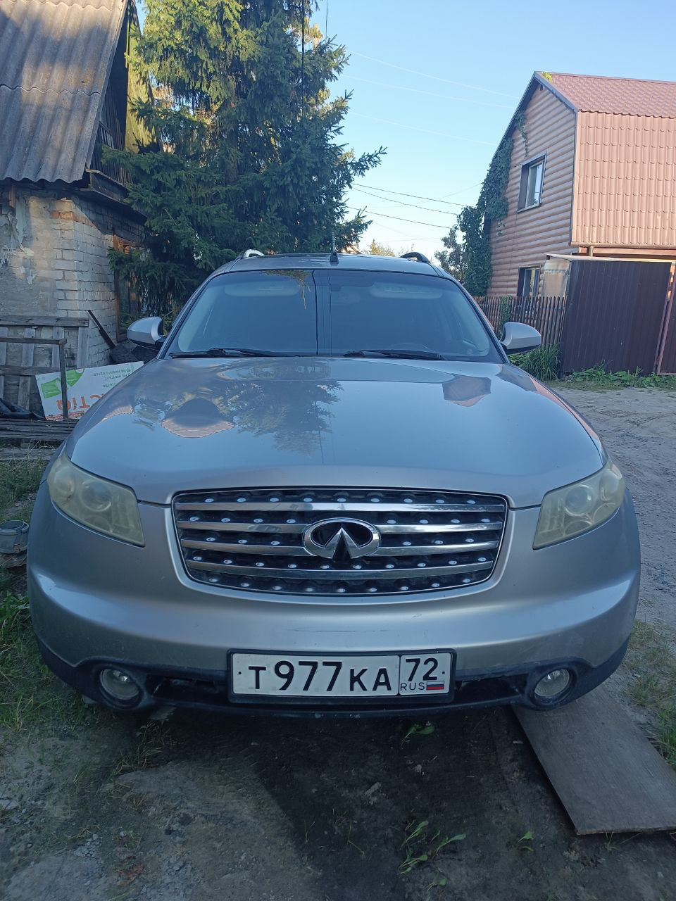 Автомобиль марки INFINITI модель FX35 2005 г.в., VIN-номер JNRAS08W65X207062