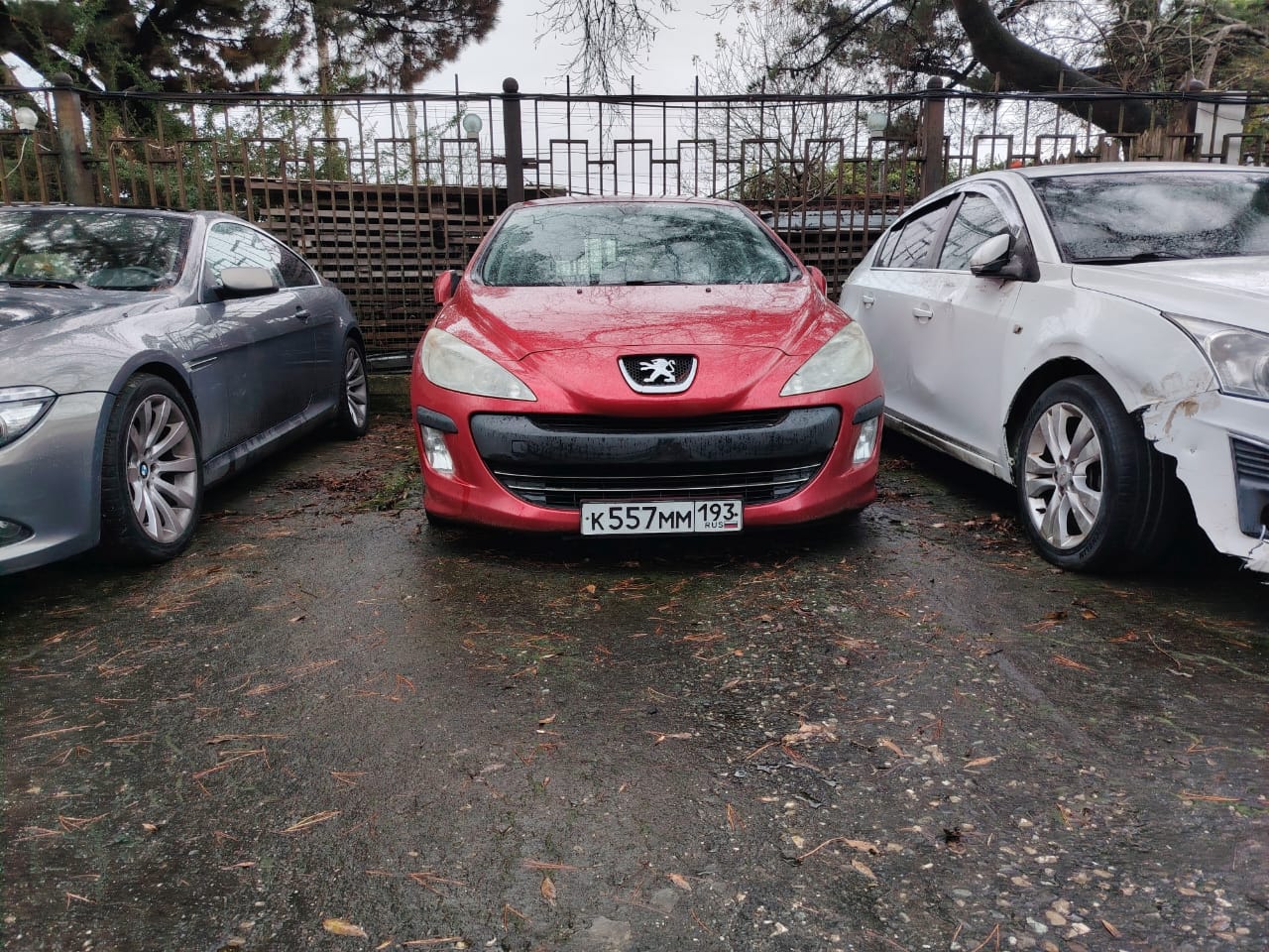 Легковой автомобиль, марка: PEUGEOT, модель: 308, год изготовления: 2010, цвет: КРАСНЫЙ, VIN: Z8T4C5FWFAM006764. Объект в залоге. Залогодержатель ПАО "СОВКОМБАНК".