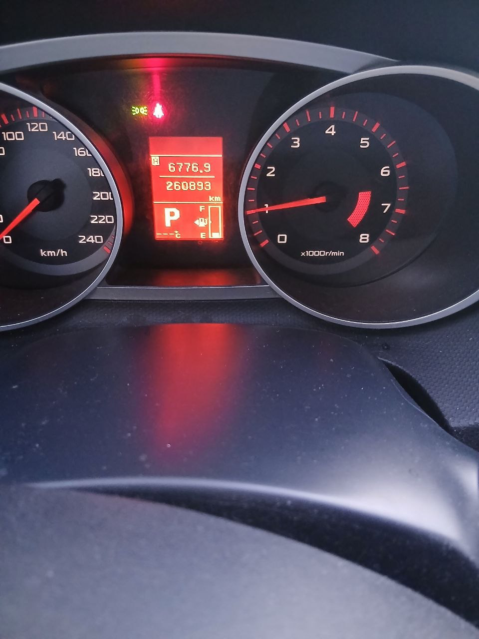 Автомобиль марки MITSUBISHI модель Outlander 2007 г.в. VIN-номер JMBXTCW5W8Z006301