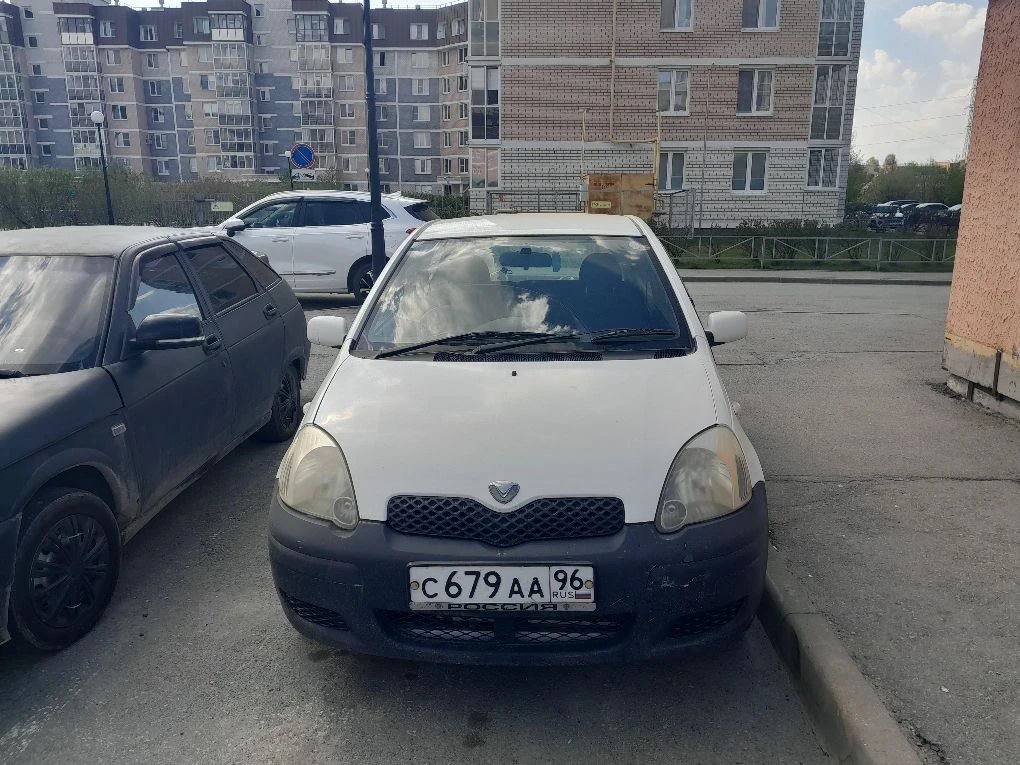 Автомобиль марки: TOYOTA, модели: VITZ, год выпуска: 2003 г., кузов №: SCP10-0437096