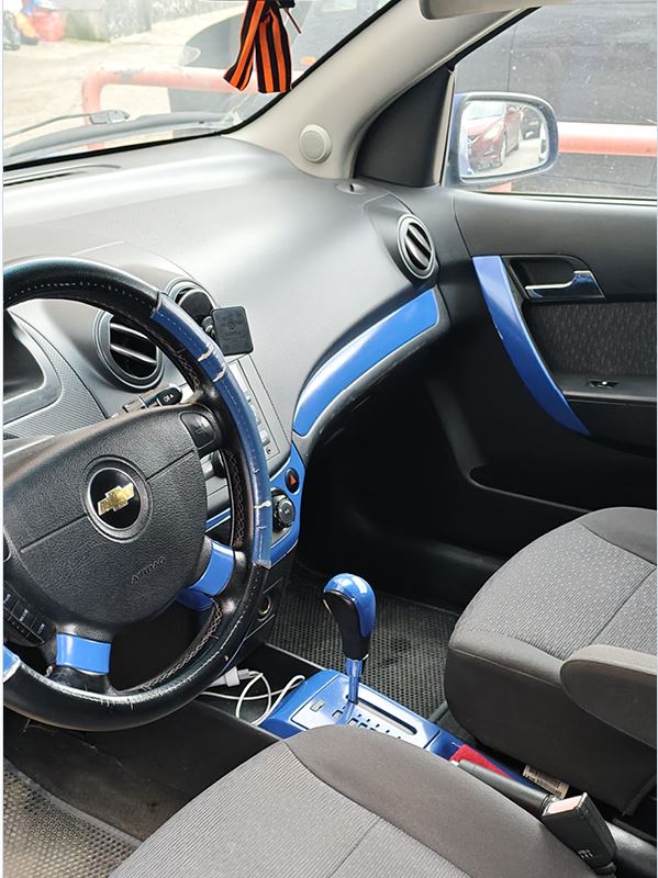 Легковой автомобиль марки: CHEVROLET, модель: Aveo, год выпуска: 2008 г., идентификационный номер (VIN): KL1SA69WJ8B285739. Имущество является предметом залога ПАО "Совкомбанк".