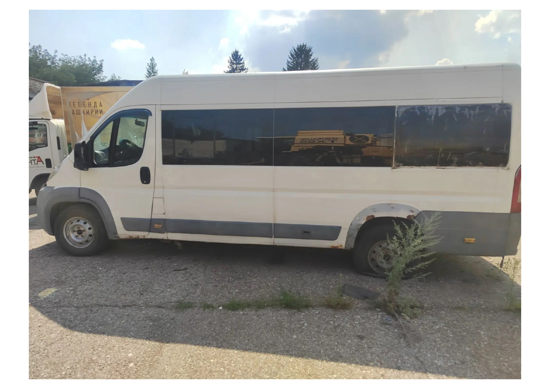 автомобиль марки CITROEN модель 2227W0 2011 г.в. VIN-номер XUS2227W0B0000009