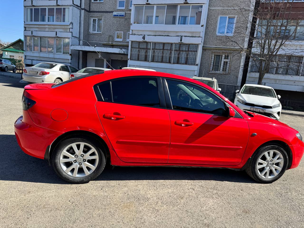 Легковой автомобиль марки: MAZDA, модели: 3, год выпуска: 2008 г., идентификационный номер (VIN): JMZBK12Z581717373