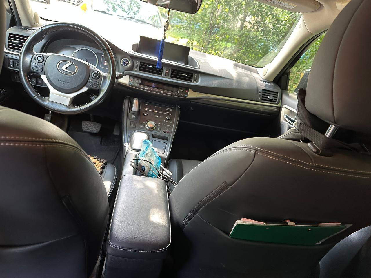 Автомобиль марки LEXUS модель CT200H, 2017 г.в. VIN-номер JTHKD5BH102311663