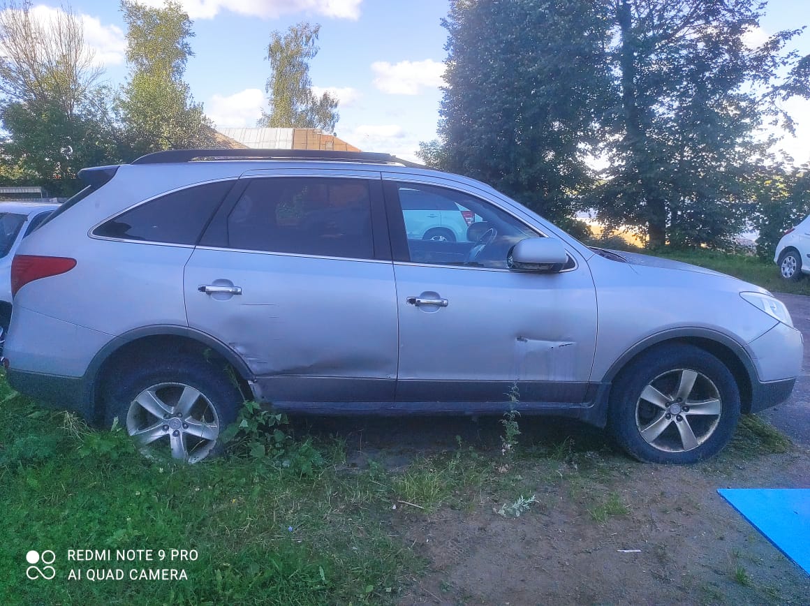 Автомобиль марки HYUNDAY IX 55 (2008г.в., идентификационный номер: KMHNU81CP9U090035)