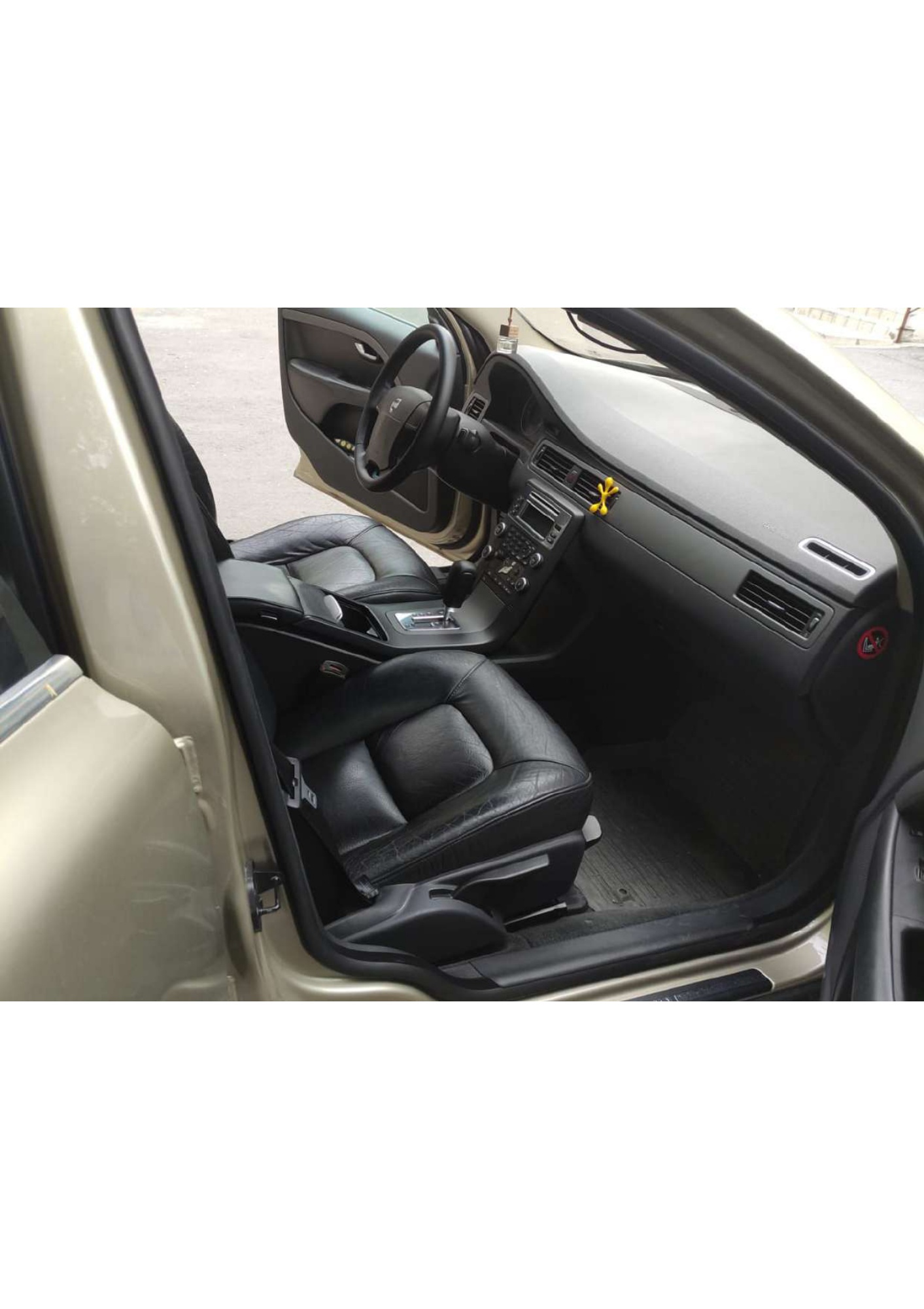 Легковой автомобиль марки: Volvo, модель: S80, год выпуска: 2008 г., идентификационный номер (VIN): YV1AS985681078333, кузов №: YV1AS985681078333