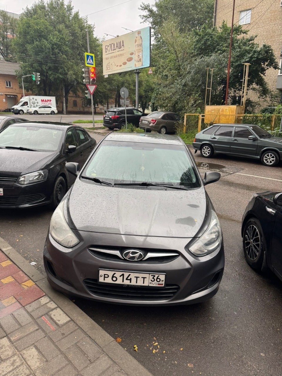 автомобиль марки HYUNDAI модель Solaris 2011 г.в. VIN-номер Z94CT41CABR084545