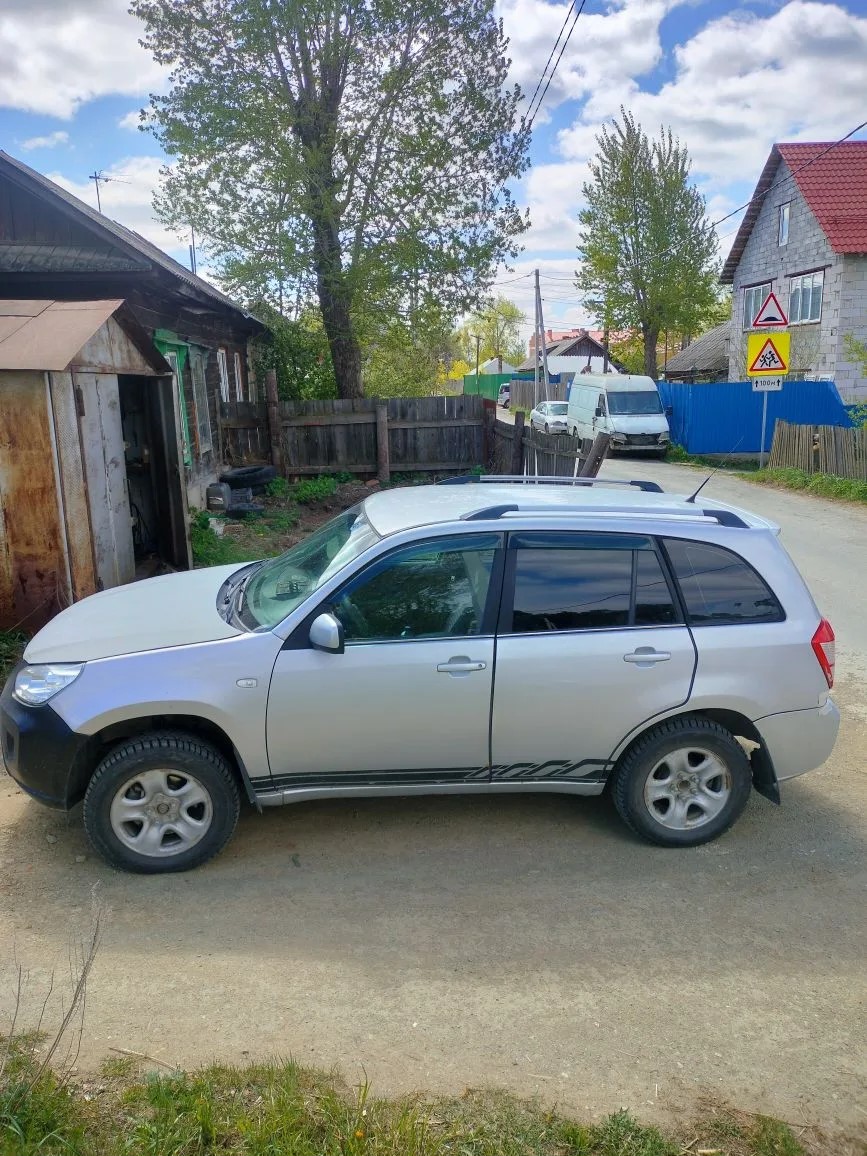 Легковой автомобиль марки: CHERY, модели: T11 TIGGO, год выпуска: 2014 г., кузов №: LVVDB11B1ED128450, идентификационный номер (VIN): LVVDB11B1ED128450