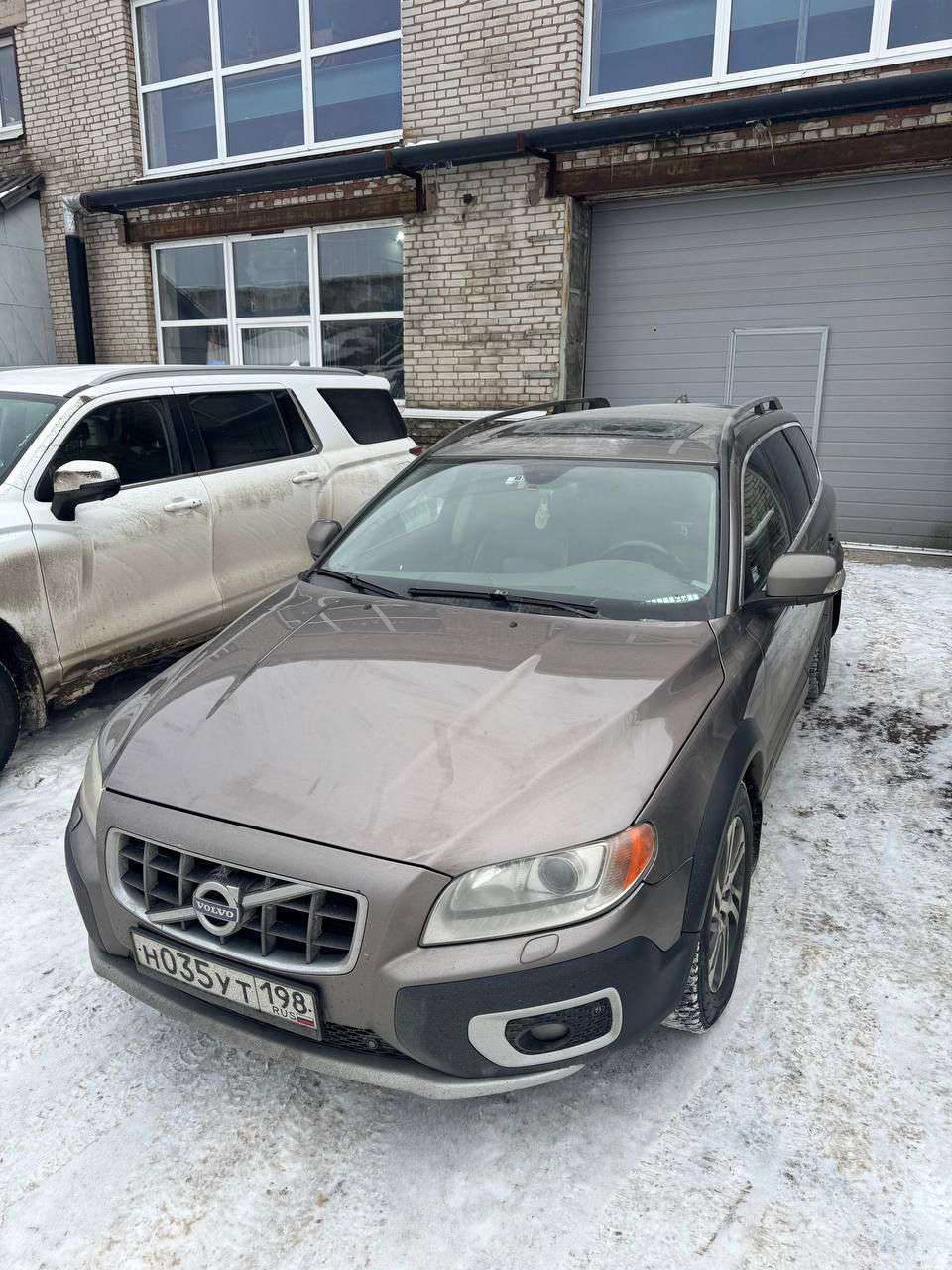 Легковой автомобиль марки: VOLVO, модели: XC 70, год выпуска: 2009 г., идентификационный номер (VIN): YV1BZ7046A1074325