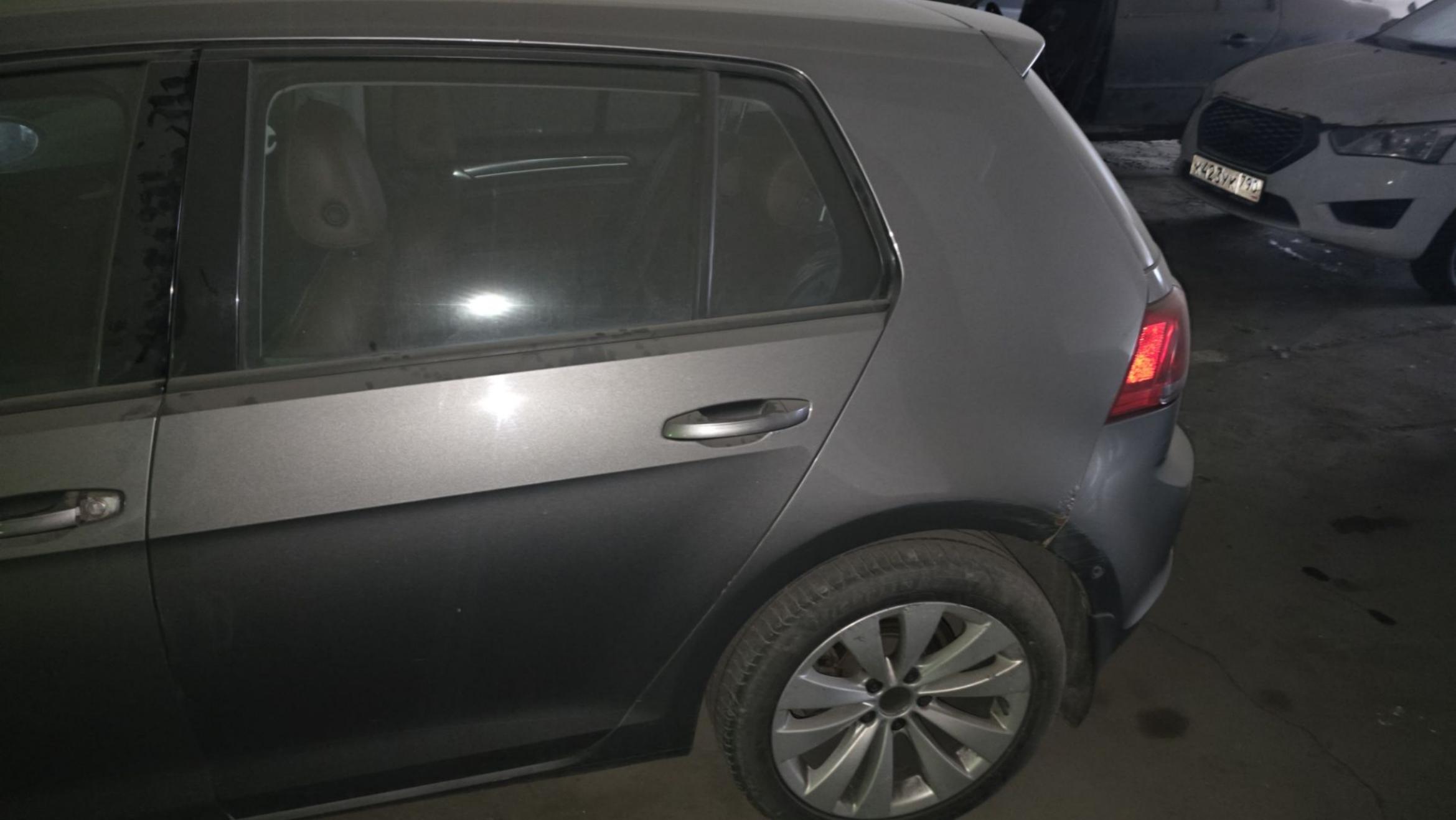 Автомобиль марки VOLKSWAGEN модель Golf 2013 г.в. VIN-номер WVWZZZAUZEW105245