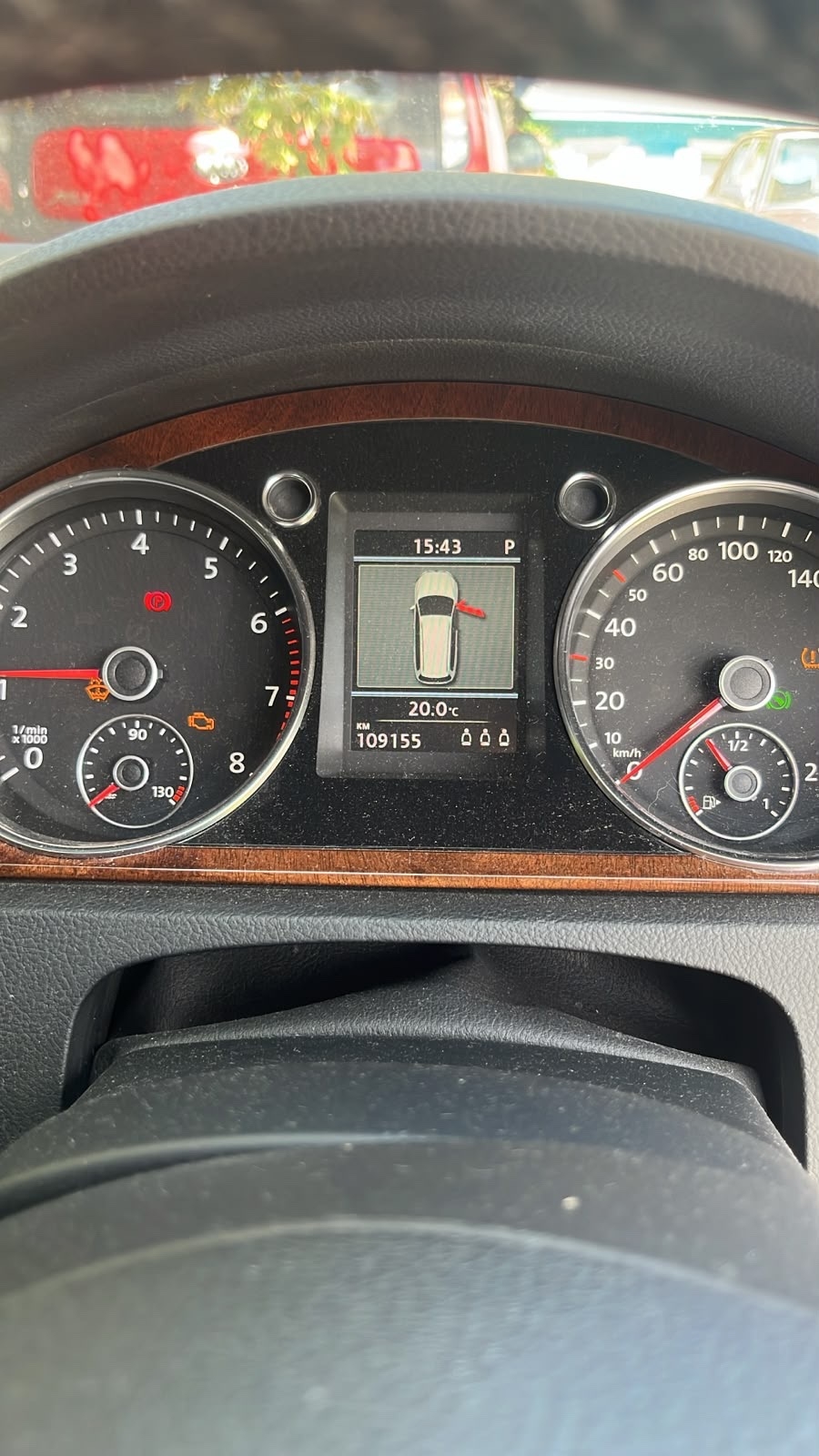 Автомобиль марки VOLKSWAGEN модель Passat 2014 г.в. VIN-номер WVWZZZ3CZEE105308