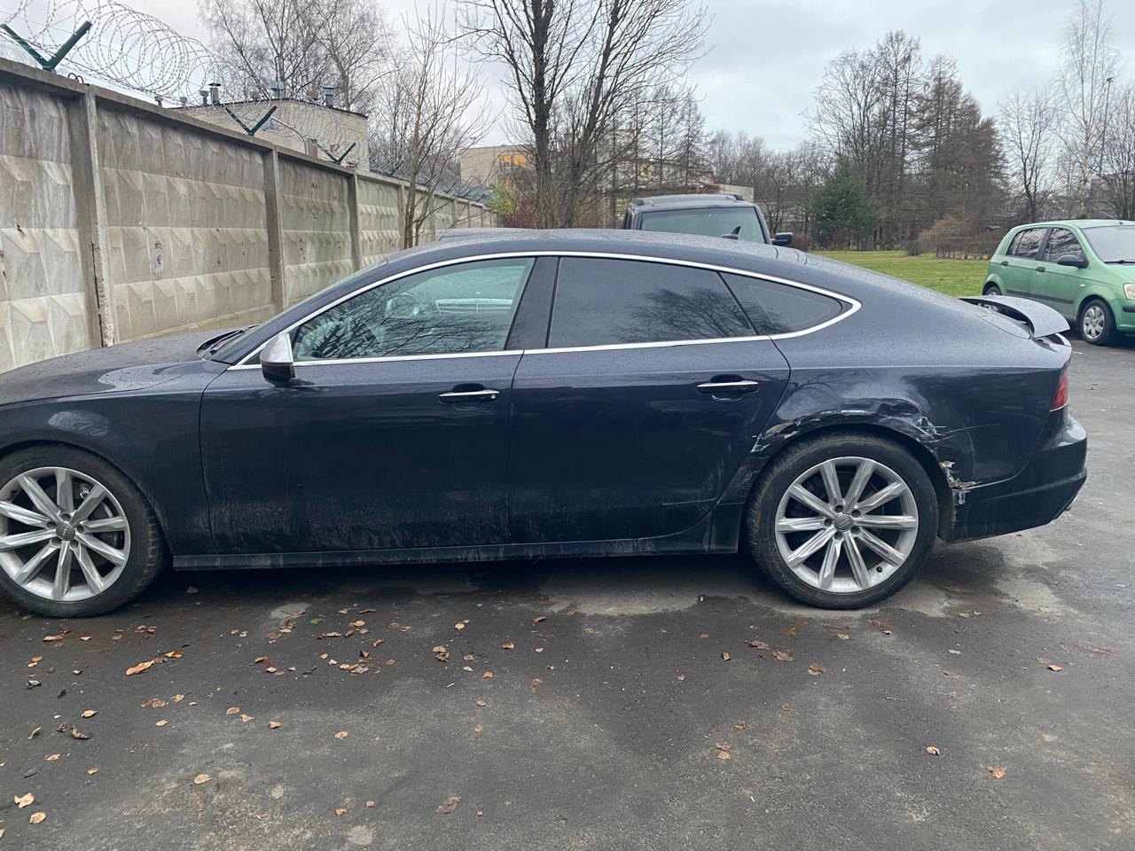 Автомобиль марки AUDI модель A7 2015 г.в. VIN-номер WAUZZZ4GXFN051538