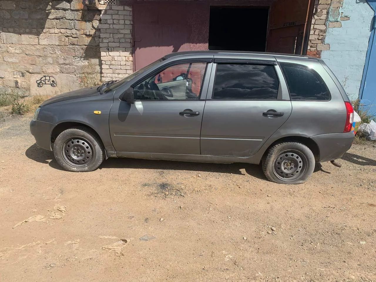 Автомобиль марки LАDА модель 111730 LАDА КАLINА 2010 г.в., VIN-номер XTA111730A0066959, цвет: серый