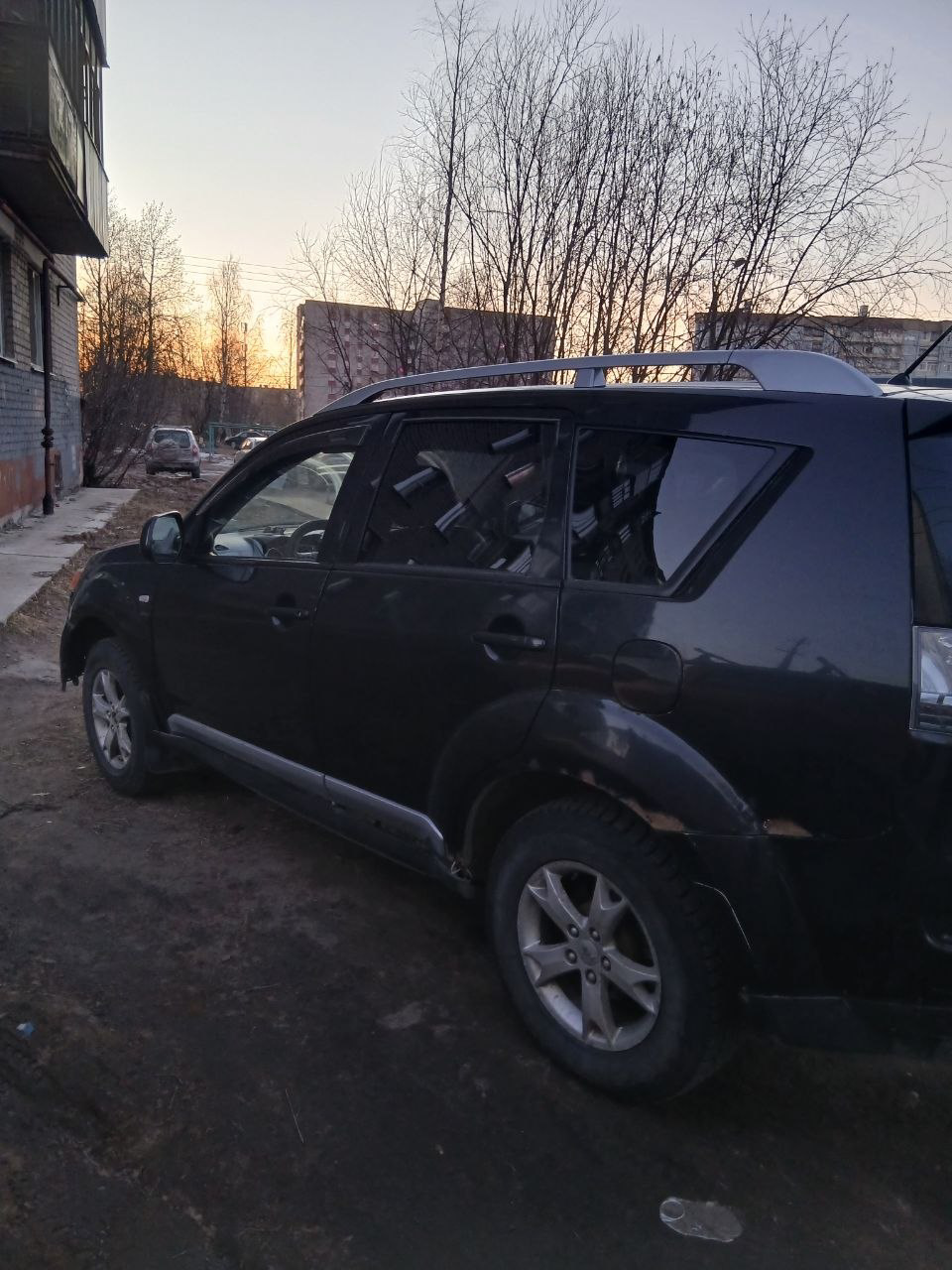Автомобиль марки MITSUBISHI модель Outlander 2007 г.в. VIN-номер JMBXTCW5W8Z006301
