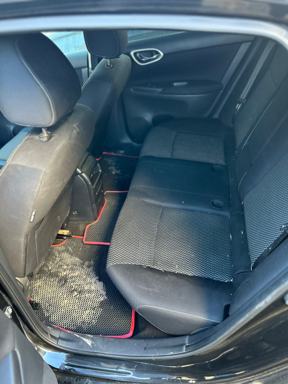 Автомобиль марки NISSAN модель Sentra 2014 г.в. VIN-номер Z8NBEAB1752072141