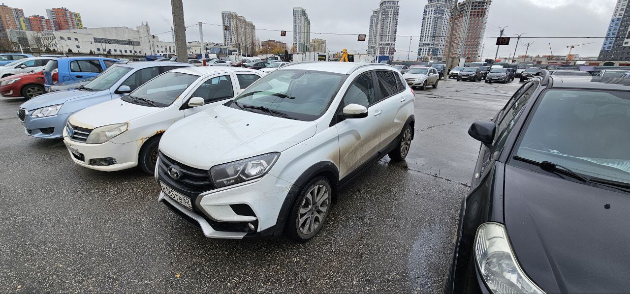 Автомобиль марки LADA модель XRAY 2019 г.в. VINномер XTAGAB330K1210131