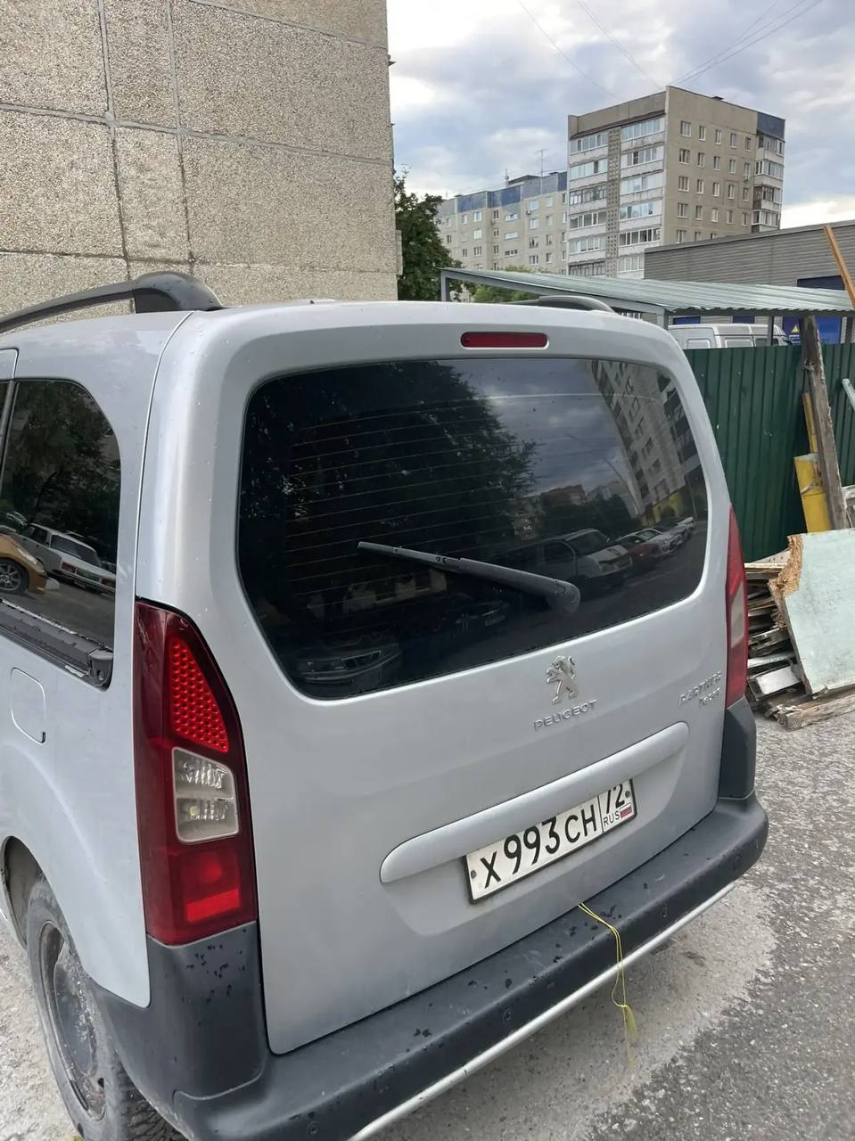 Автомобиль марки PEUGEOT модель Partner Tepee. Год выпуска: 2012. VIN-номер VF37J5FS0CJ636034.