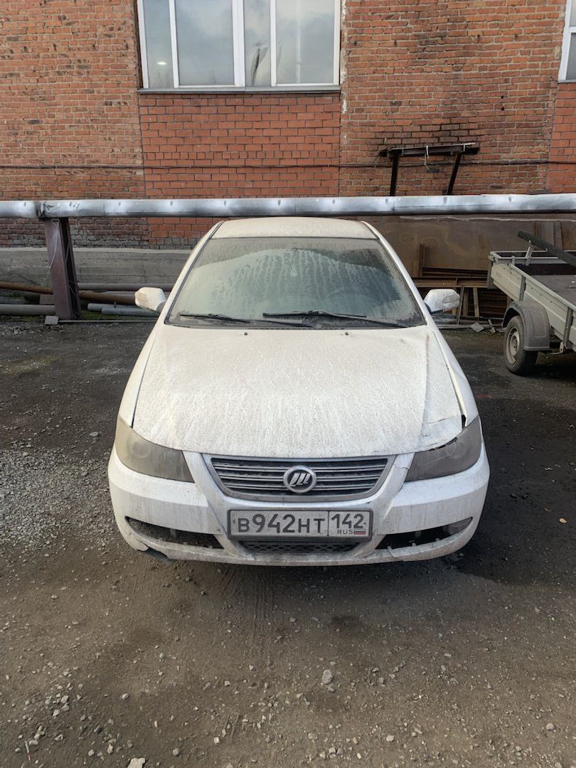 Автомобиль марки LIFAN модель 214814 2015 г.в. VIN-номер X9W214814F0001174 (лот №1)