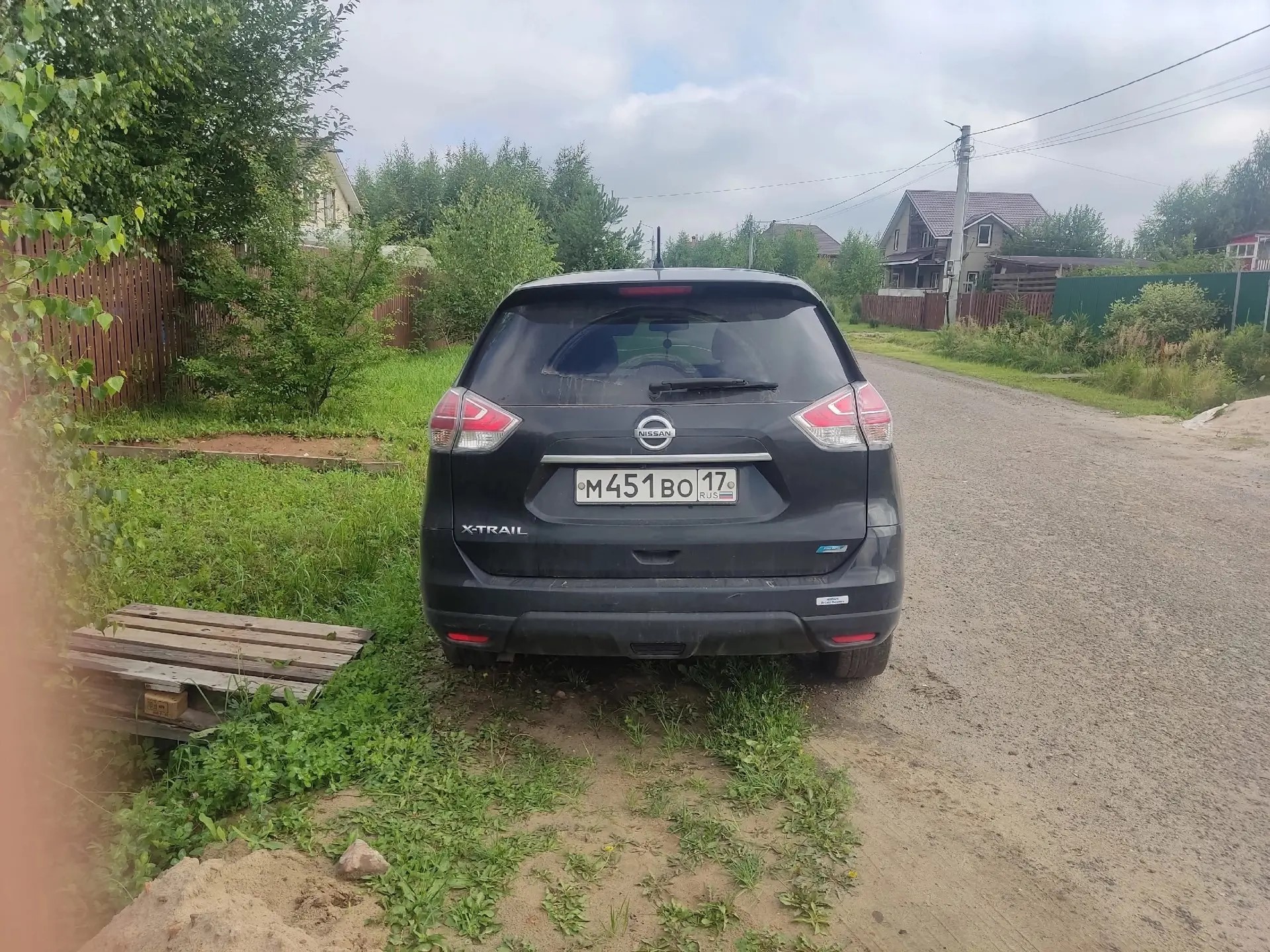 Автомобиль марки NISSAN модель X-TRAIL 2015 г.в. Модель № двигателя MR206981948