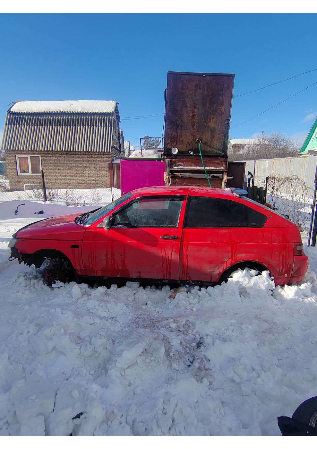 Легковой автомобиль марки: HYUNDAI, модель: GRAND STAREX, год. выпуска: 2014г., кузов № KMJWA37KBEU581609, идентификационный номер (VIN): KMJWA37KBEU581609.