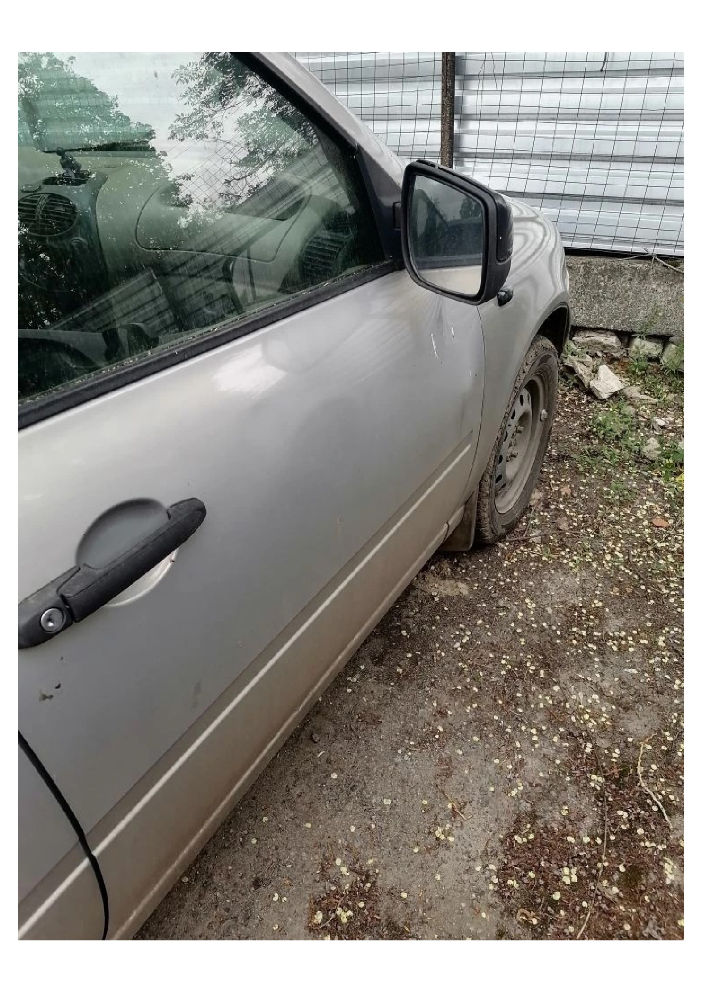 Автомобиль марки LАDА модель КАLINА 2007 г.в. VIN-номер XTA11193070023248