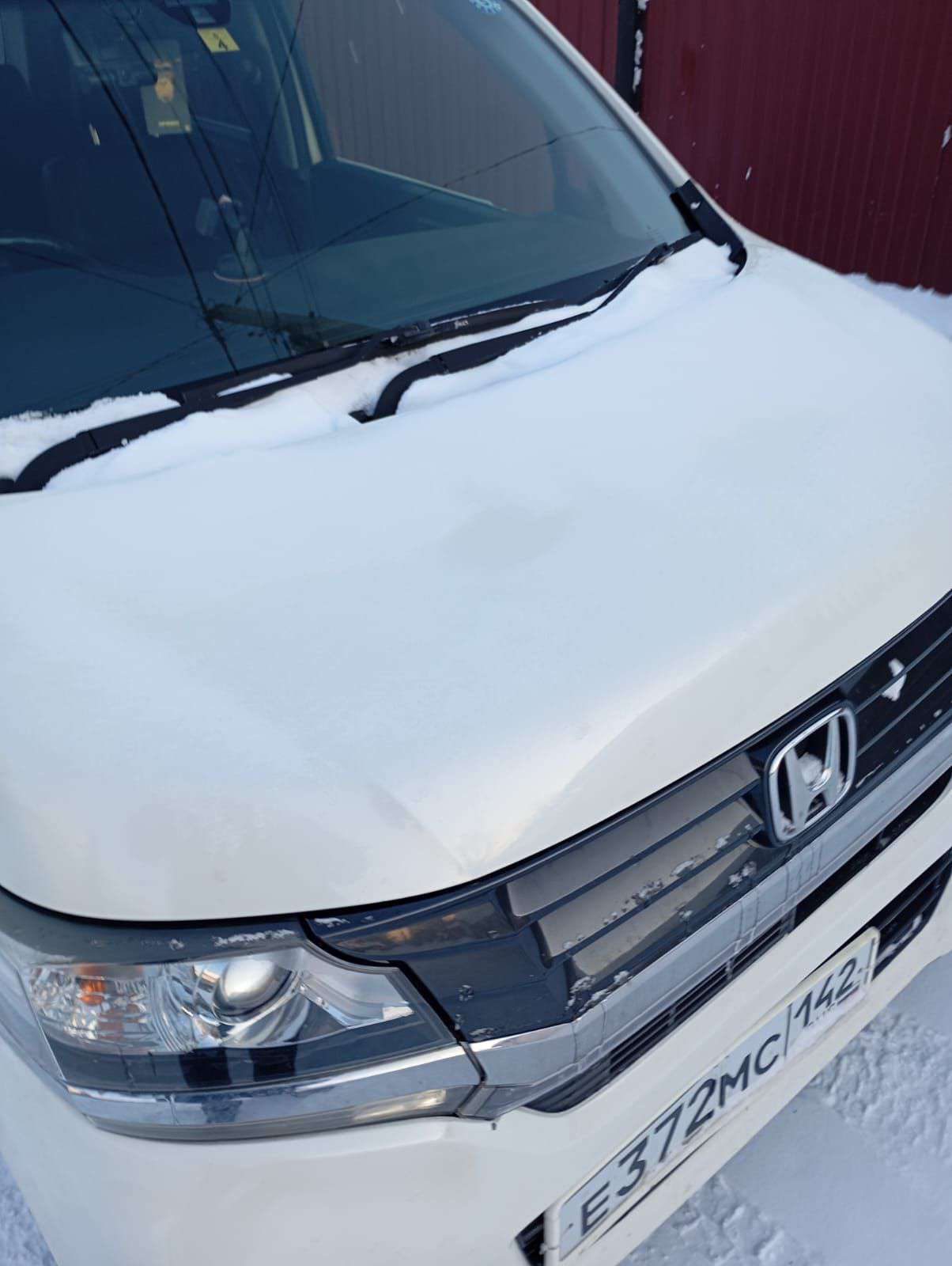 Автомобиль марки HONDA модель N-WGN 2014 г.в. номер кузова JH2-2002574