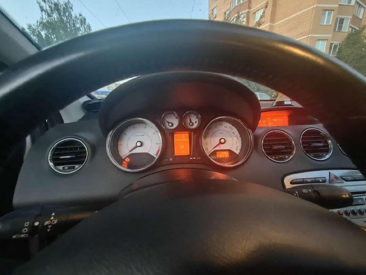 Автомобиль марки PEUGEOT модель 408 2013 г.в. VIN-номер Z8T4D5FEADM025893