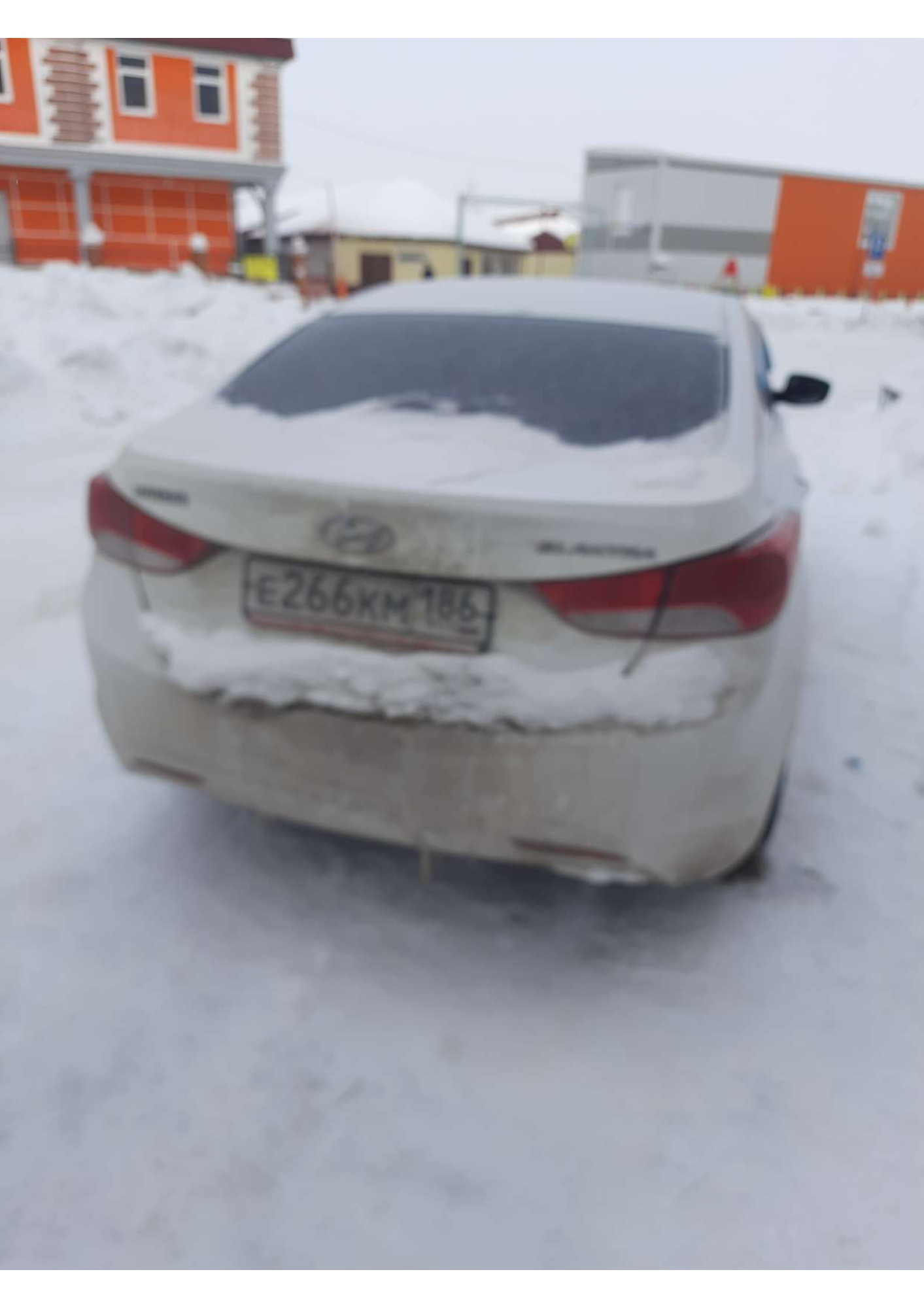 Автомобиль марки HYUNDAI Elantra, 2013 года выпуска, идентификационный номер (VIN) KMHDG41CBDU877994