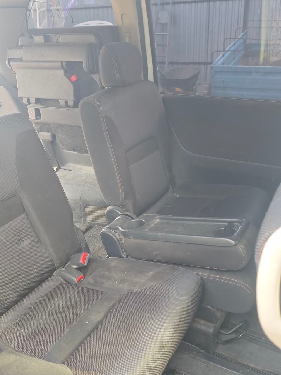 Автомобиль марки NISSAN модель SERENA 2008 г.в. номер кузова CC25-167108