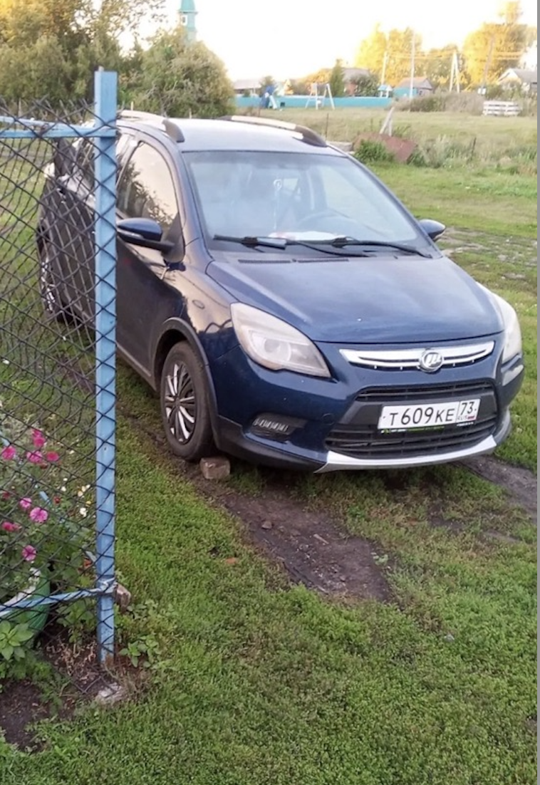 автомобиль марки LIFAN модель X50 2017 г.в. VIN-номер X9W215851H0010093