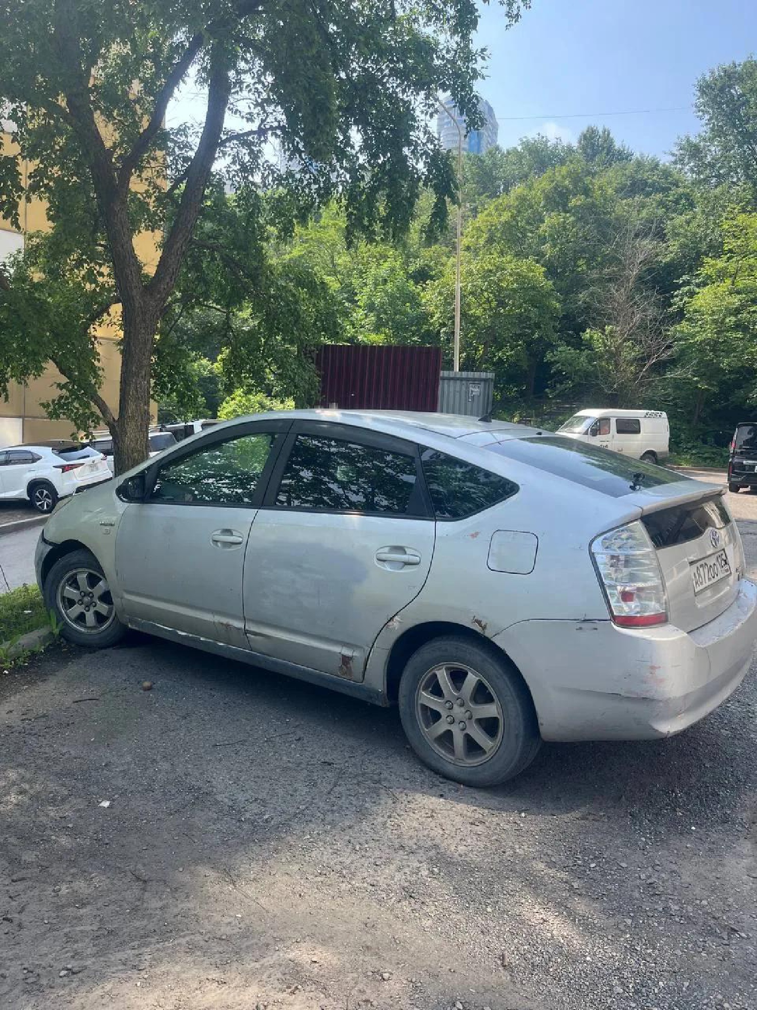 Автомобиль марки TOYOTA модель Prius 2008 г.в. VINномер NHW207812110