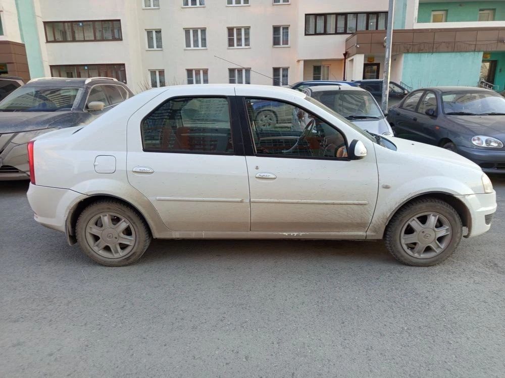 Легковой автомобиль марки: RENAULT, модель: Logan, год выпуска: 2013 г., кузов №: X7LLSRB1HDH605335,идентификационный номер (VIN): X7LLSRB1HDH605335