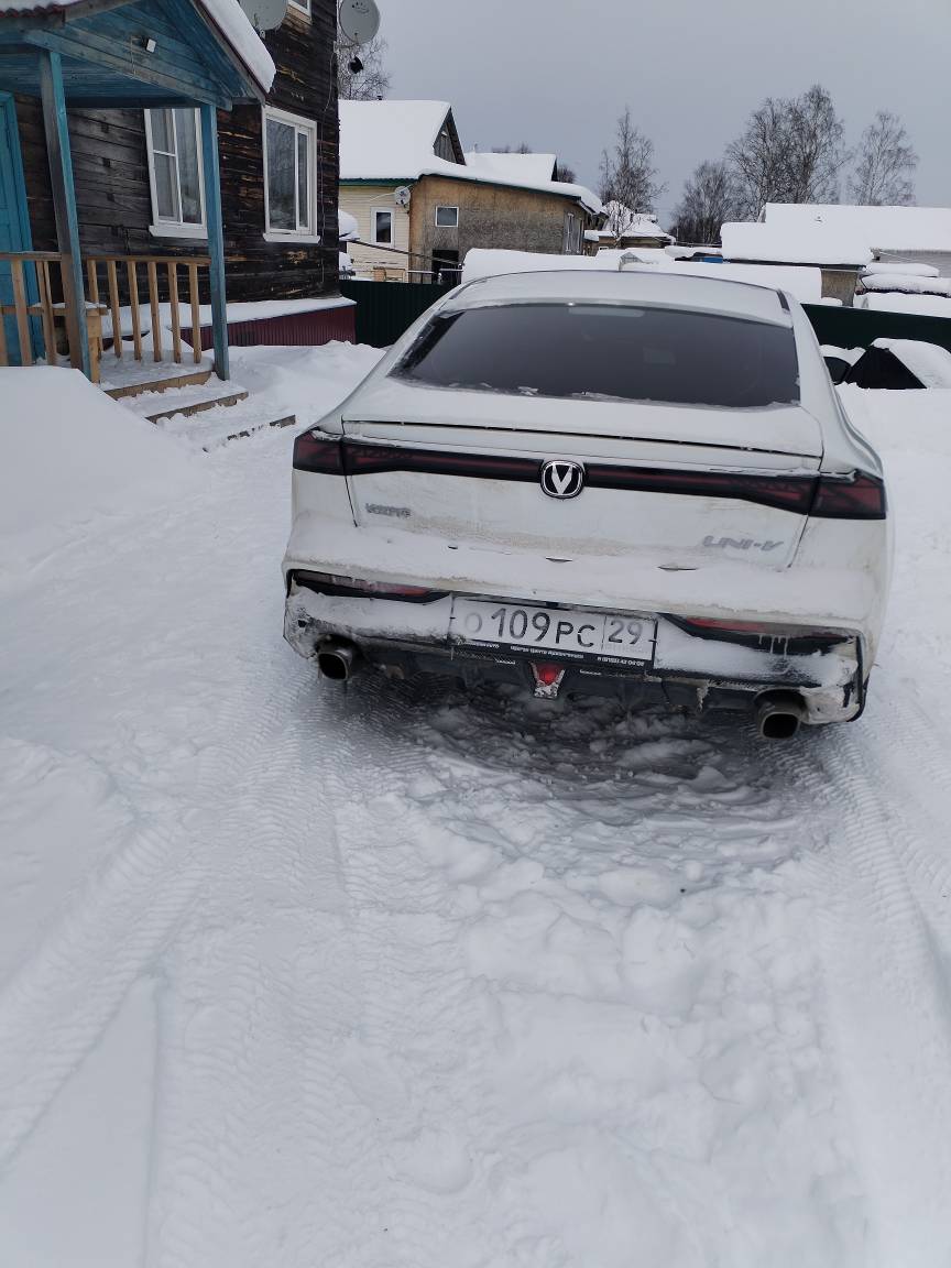 Автомобиль марки CHANGAN UNI-V, 2023 г.в., VIN LS5A2DKEXRA942642