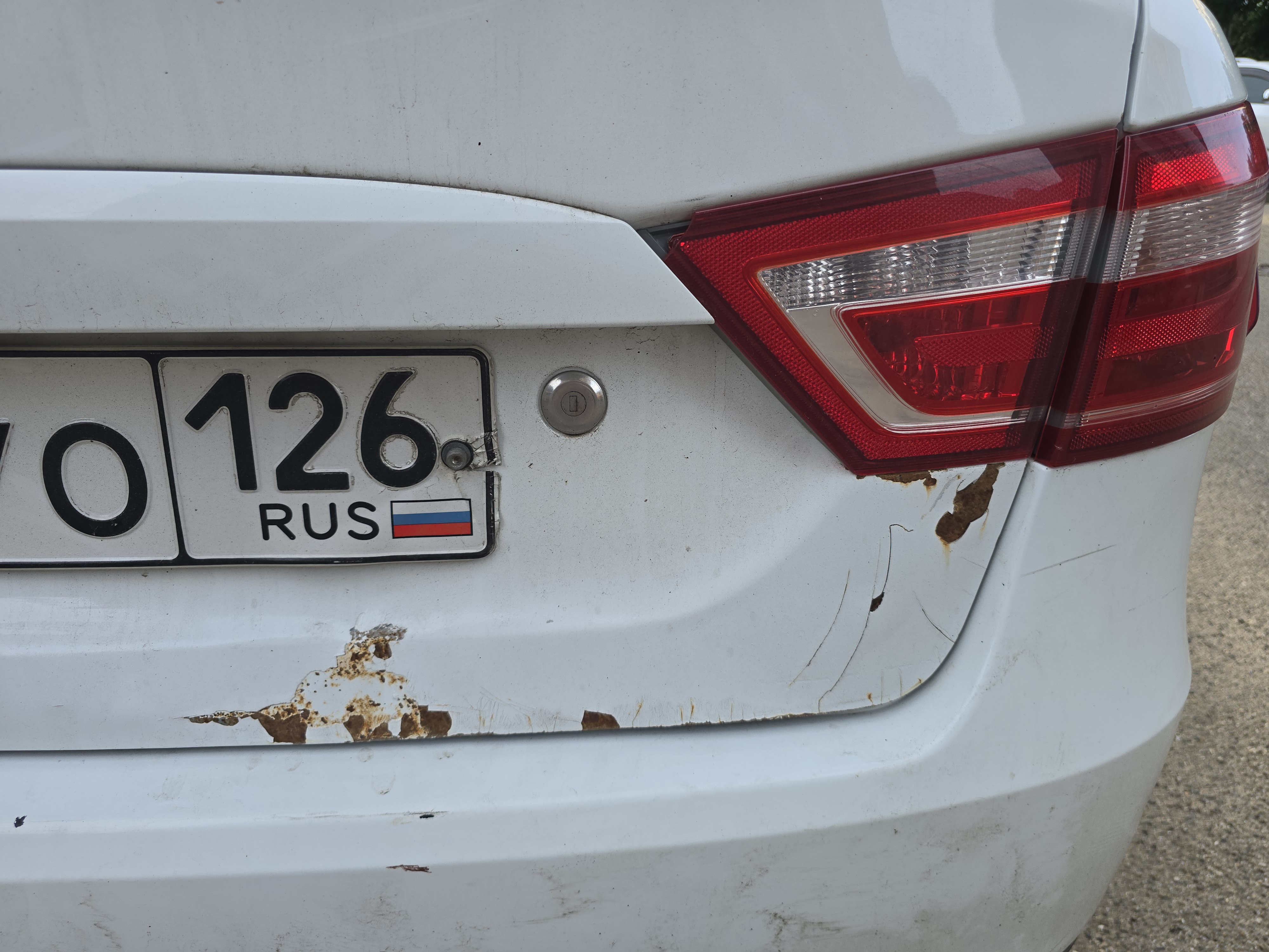 Легковой автомобиль, марка: LADA, модель: VESTA, год изготовления: 2018, VIN: XTAGFLA10KY233386. Объект в залоге. Залогодержатель ФИЛИАЛ "ЦЕНТРАЛЬНЫЙ" ПУБЛИЧНОГО АКЦИОНЕРНОГО ОБЩЕСТВА "СОВКОМБАНК"