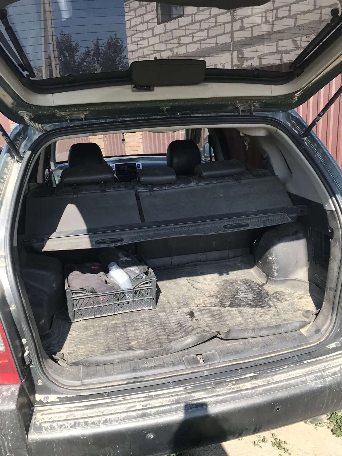 Автомобиль марки HYUNDAI модель Tucson 2007 г.в. VIN-номер KMHJN81DP8U778661