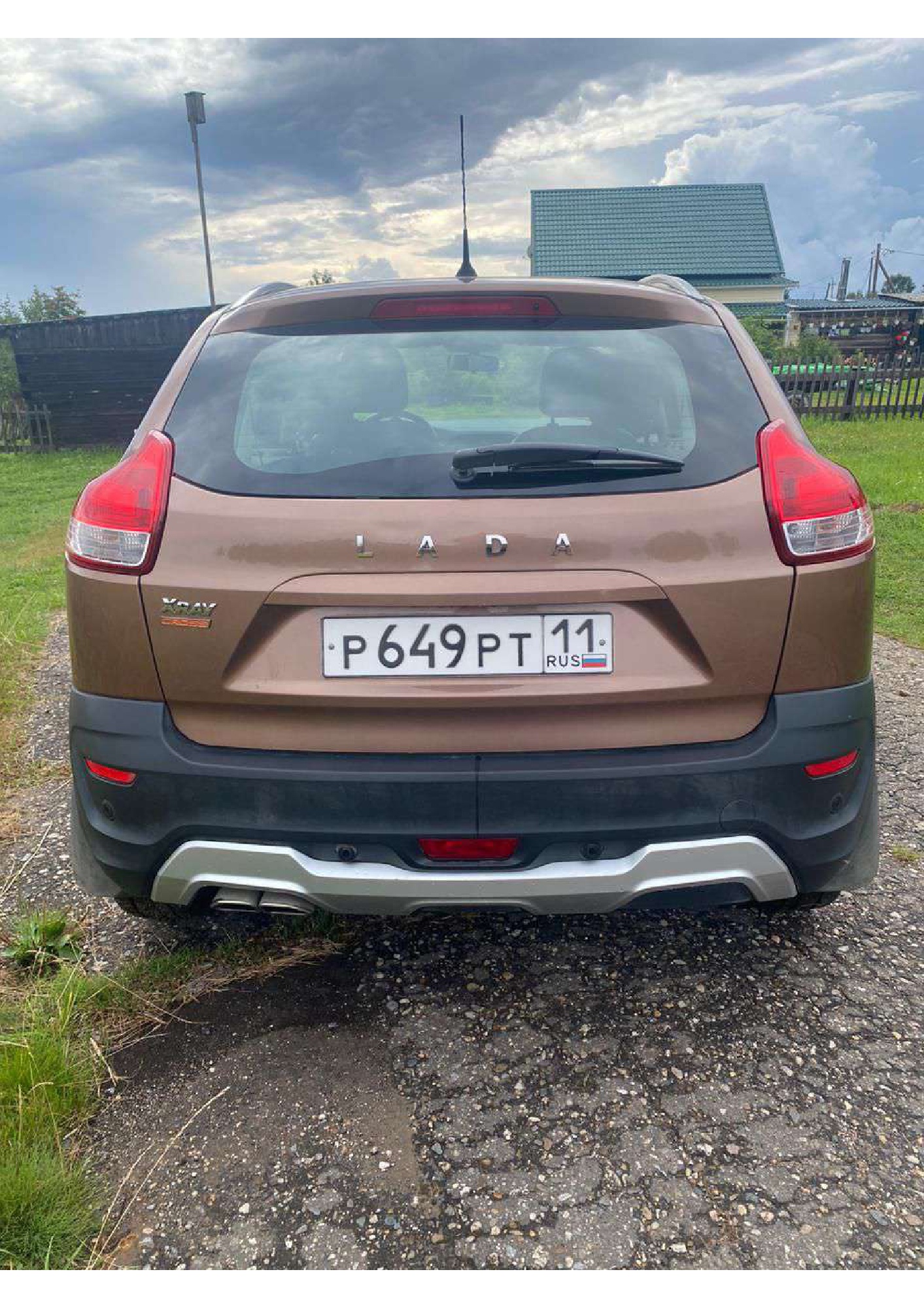 Автомобиль марки LADA модель XRAY 2021 г.в. VIN-номер XTAGAB110M1362913