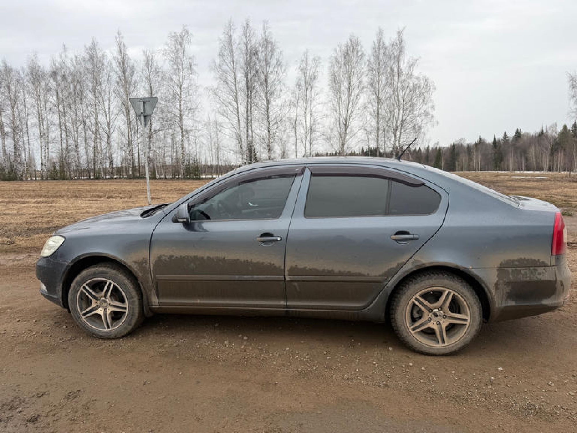 Автомобиль марки SKODA модель OCTAVIA 2011 г.в. VIN-номер XW8CA41Z8CK271786