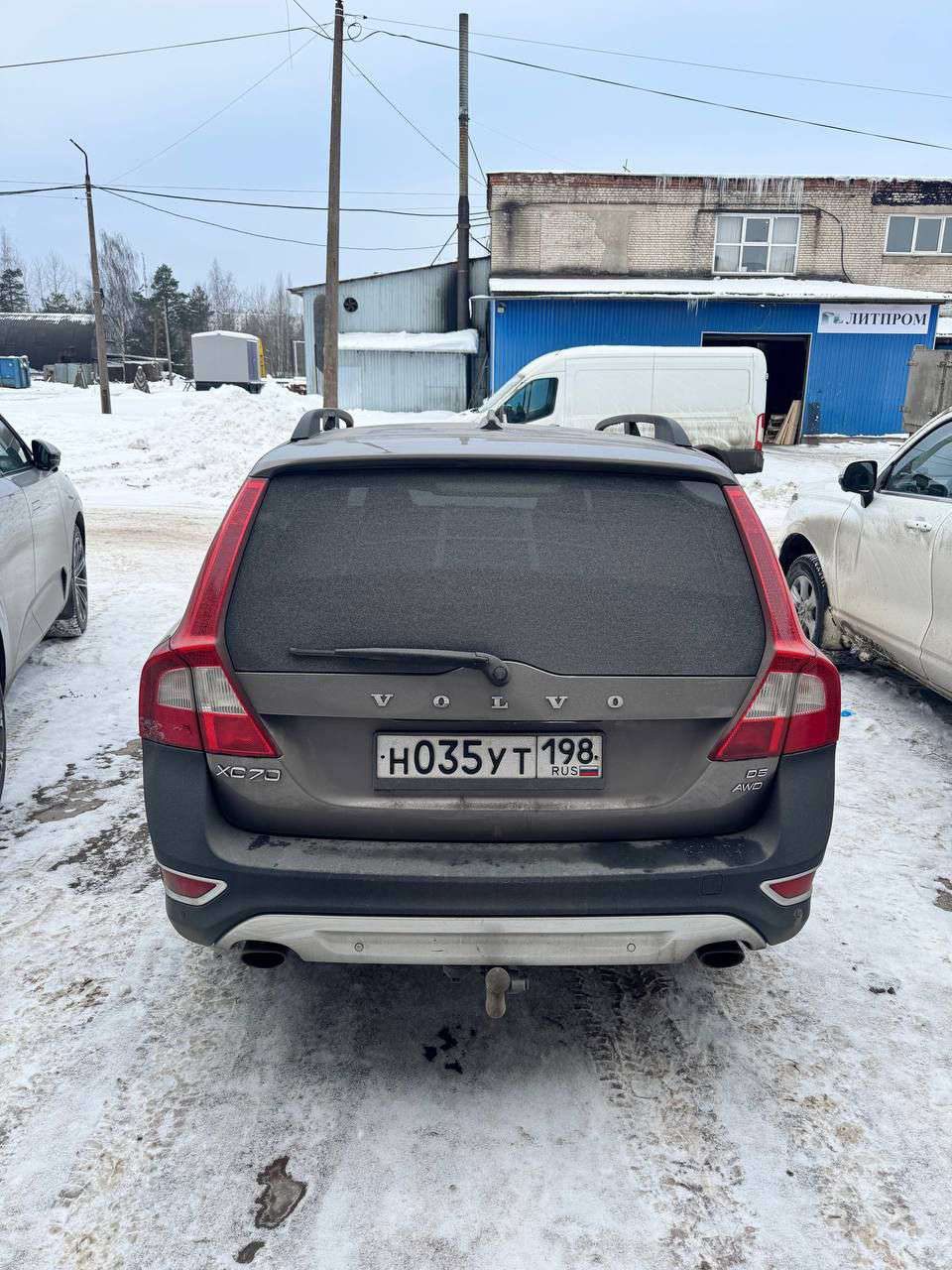 Легковой автомобиль марки: VOLVO, модели: XC 70, год выпуска: 2009 г., идентификационный номер (VIN): YV1BZ7046A1074325