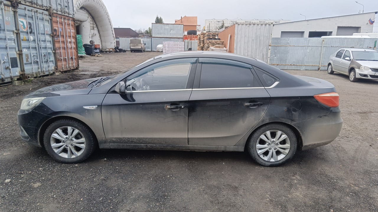 Автомобиль марки CHANGAN модель EADO 2014 г.в. VIN-номер LS5A2AGE1FA956111
